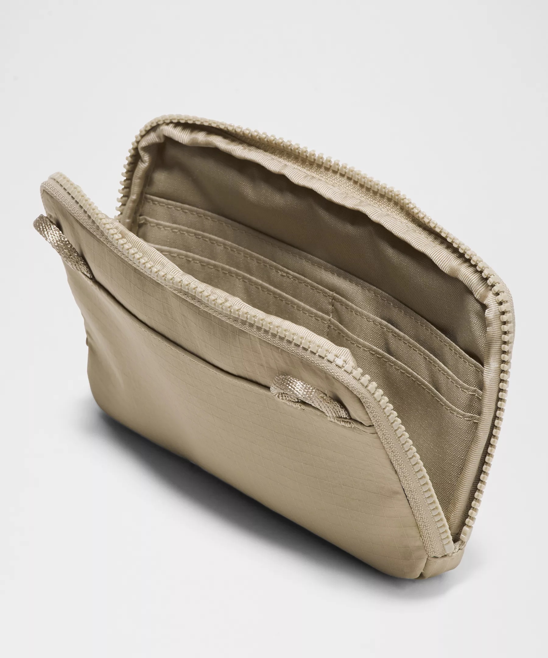 Multi-Pocket Tote Bag 19.5L - 6