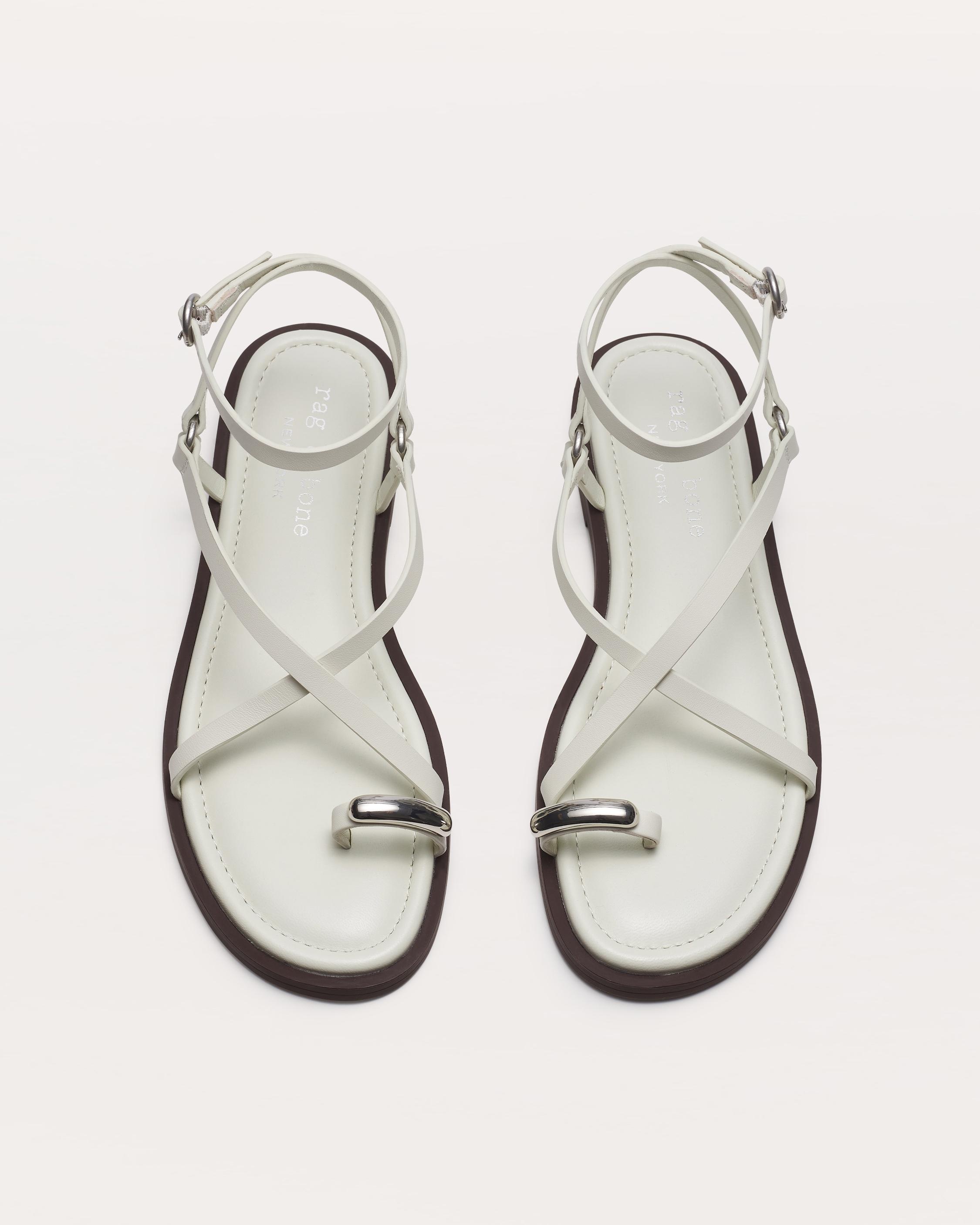 Geo Toe Ring Sandals
Leather - 5