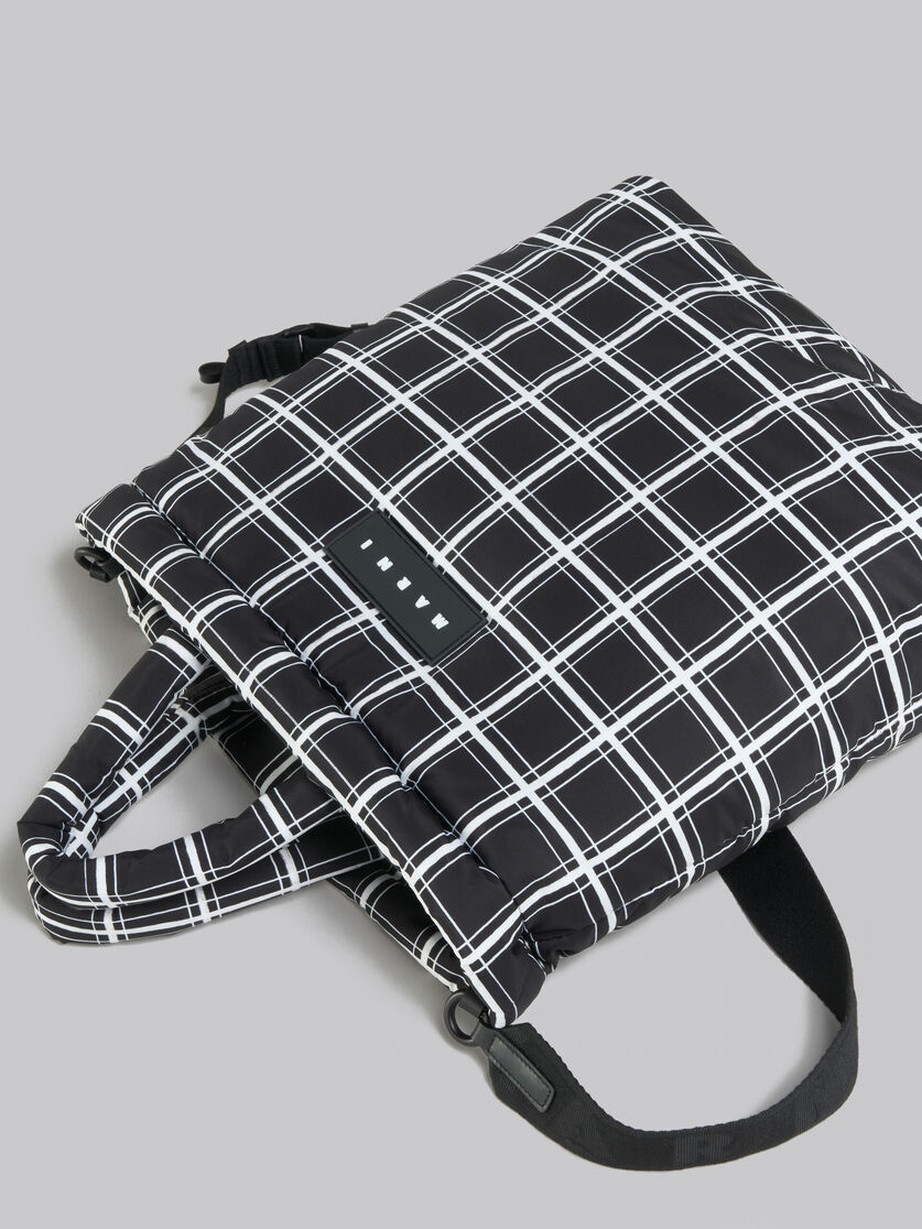 BLACK CHECKED PUFF TOTE BAG - 5