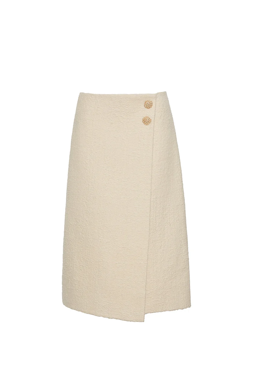 Luca Skirt
Italian Boucle with a Gilded Touch - 1