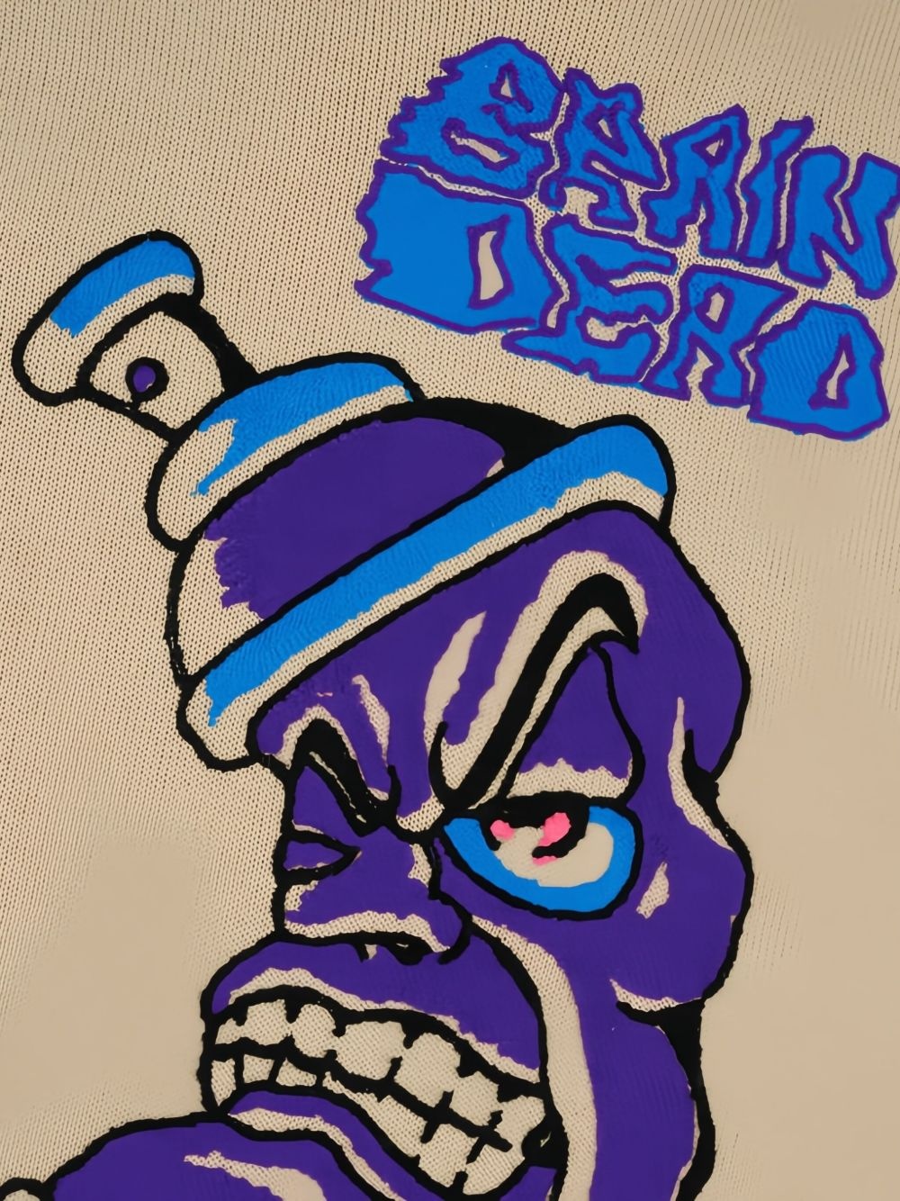 Spray Can sweater - 3