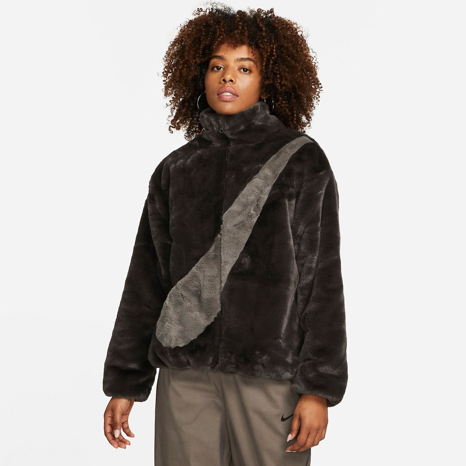 (WMNS) Nike Oversized Swoosh Logo Jacket Asia Sizing 'Velvet Brown' DO3792-220 - 2