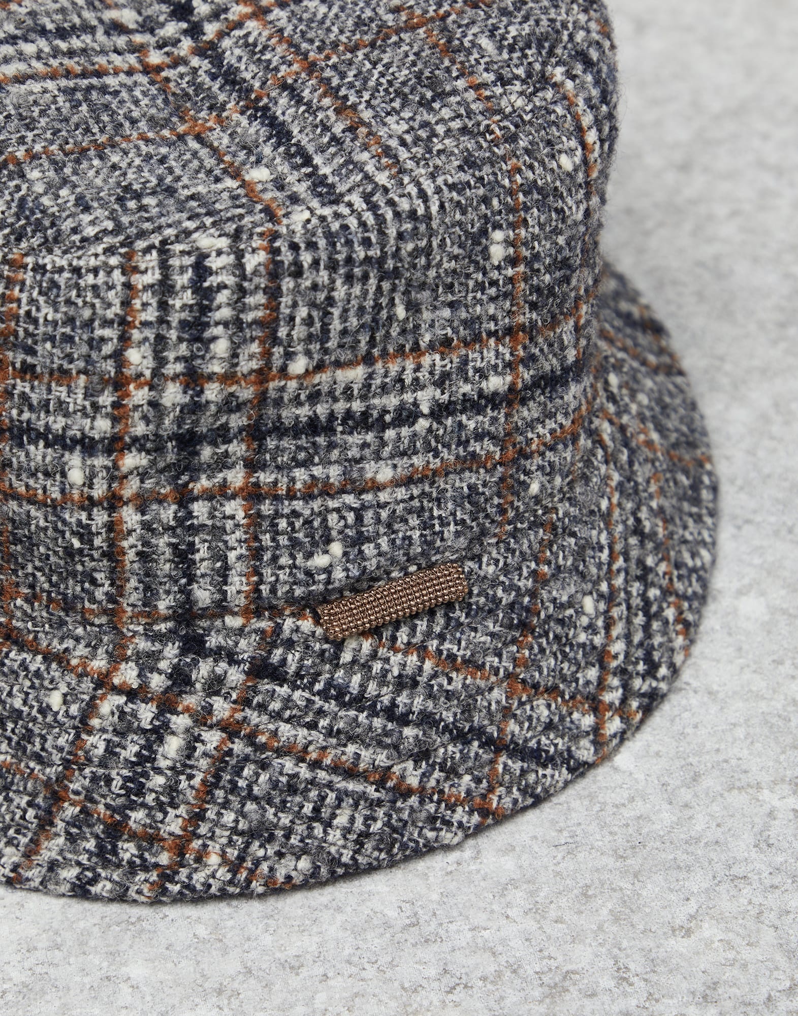 Wool and alpaca Prince of Wales bucket hat with shiny tab - 2