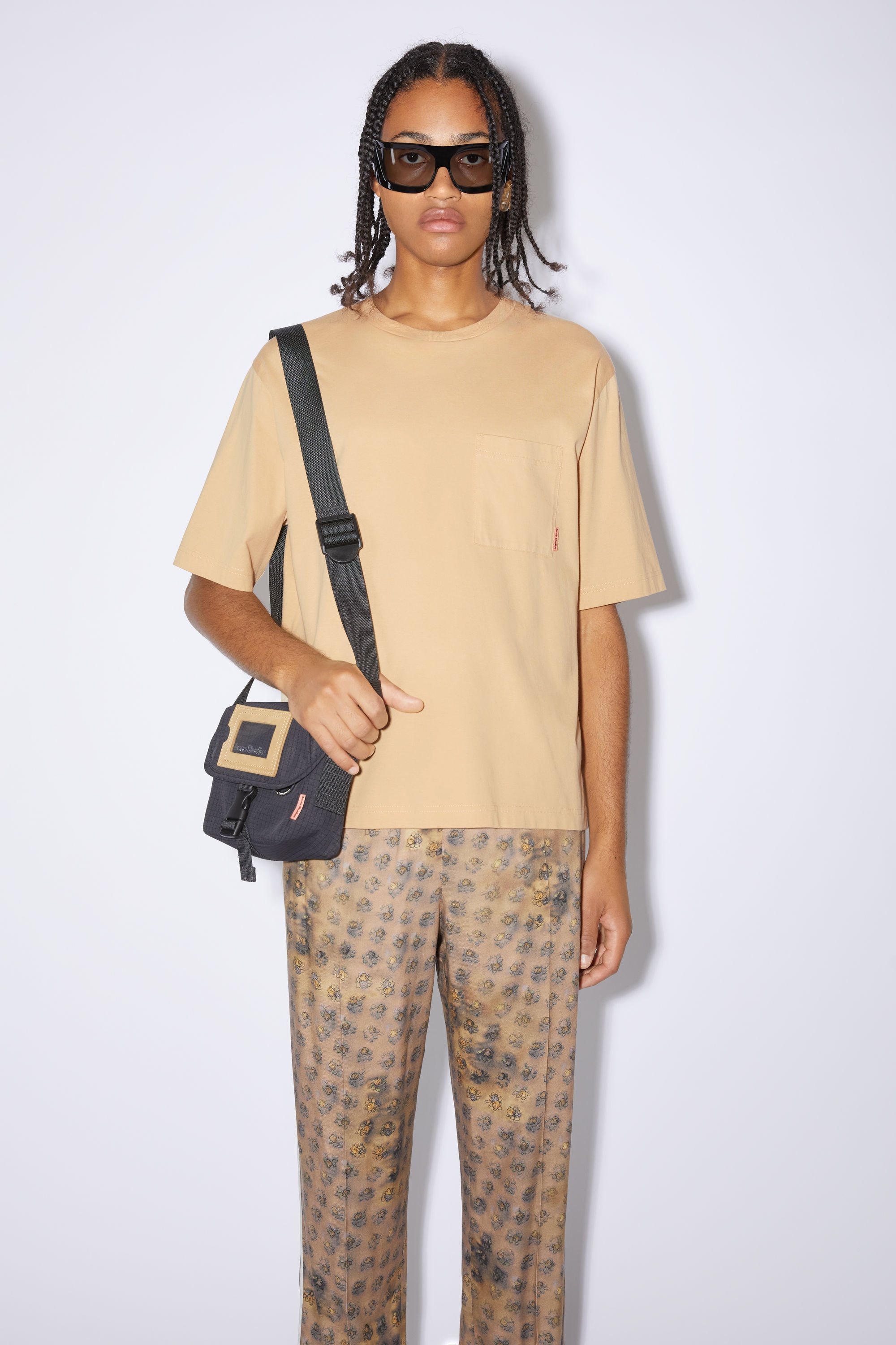 Crew neck t-shirt - Light camel - 2
