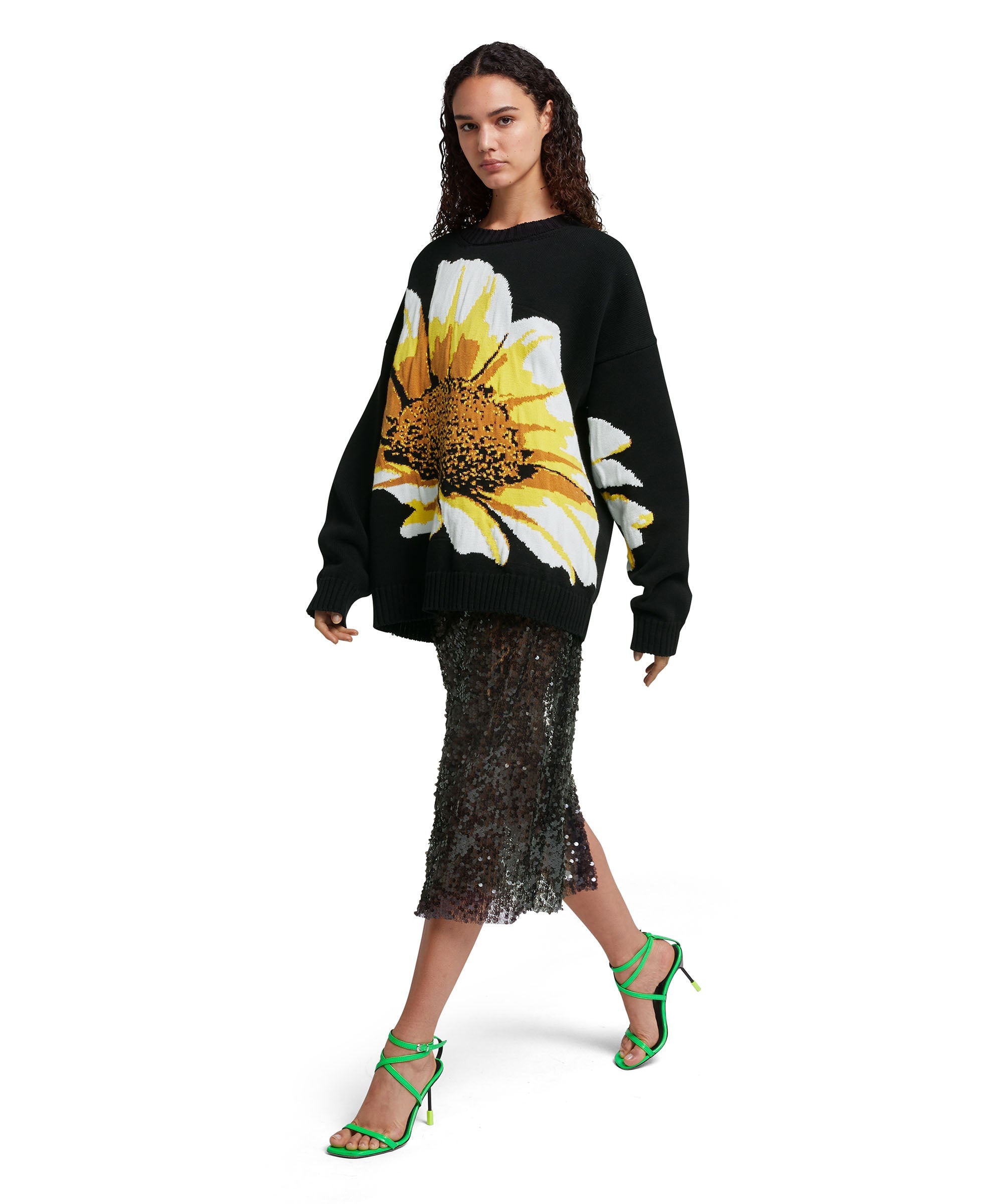 Midi dress with sequined fabric - 5