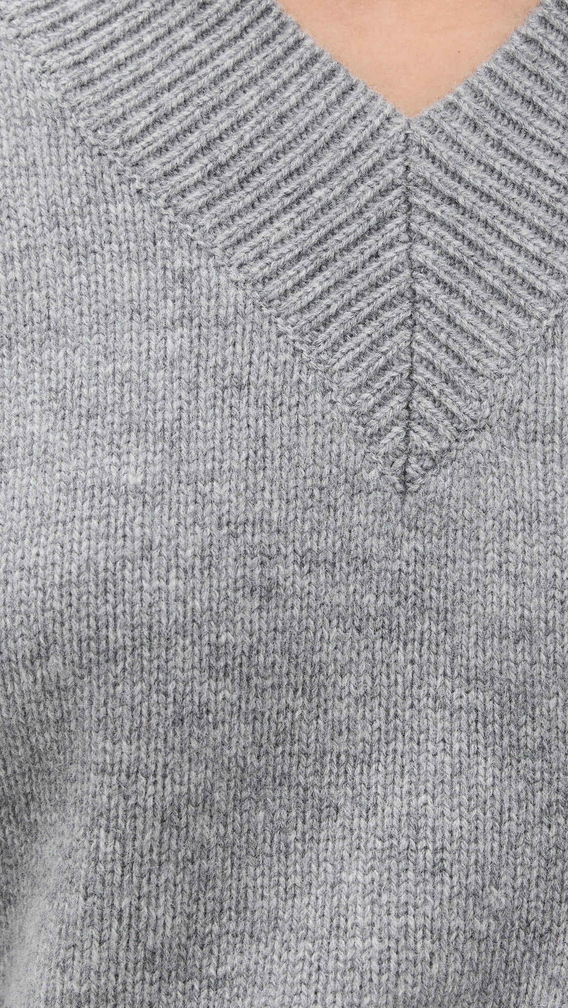 Gazette Puzzle V Neck Sweater - 5