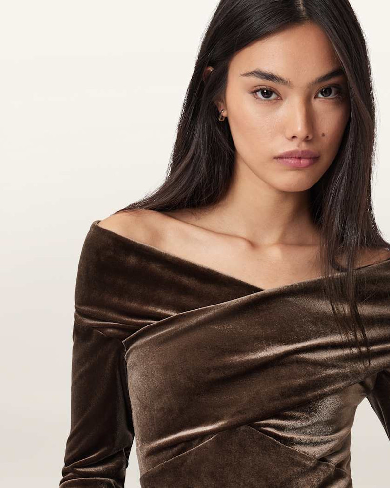 DELTA VELVET WRAP TOP 3