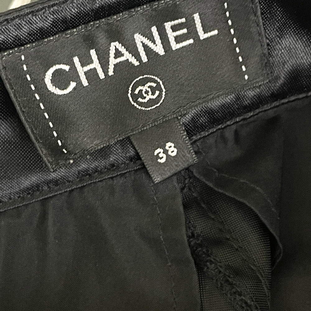 Chanel 2021 Black Shirring Shorts Half Pants P70669V62116 - 6