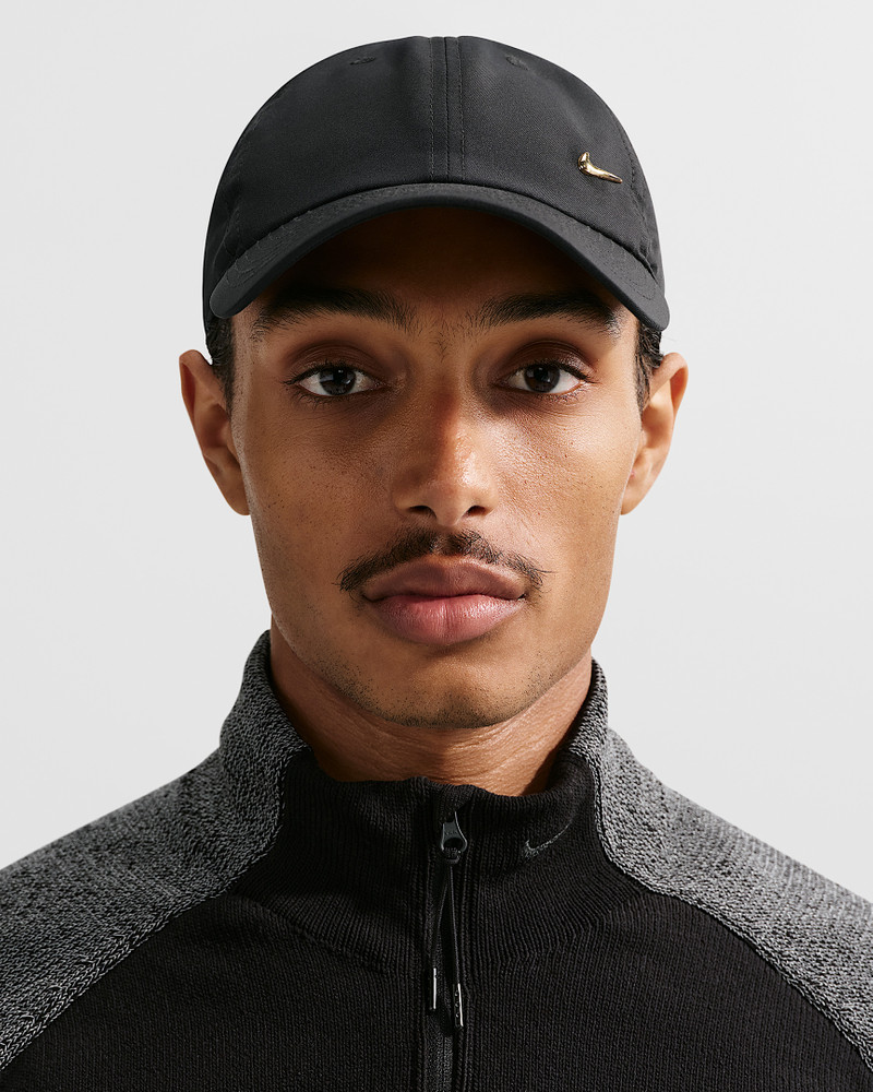 Nike Dri-FIT Club Unstructured Metal Swoosh Cap 3