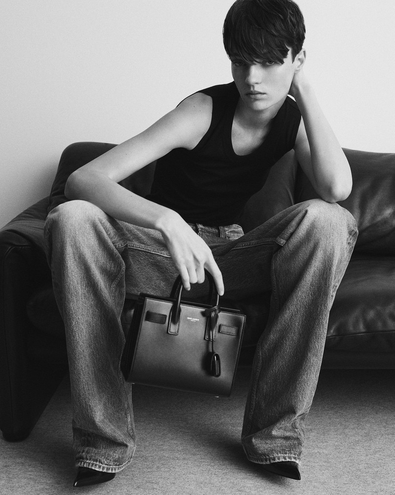 SAINT LAURENT SAC DE JOUR NANO IN PATENT LEATHER outlook