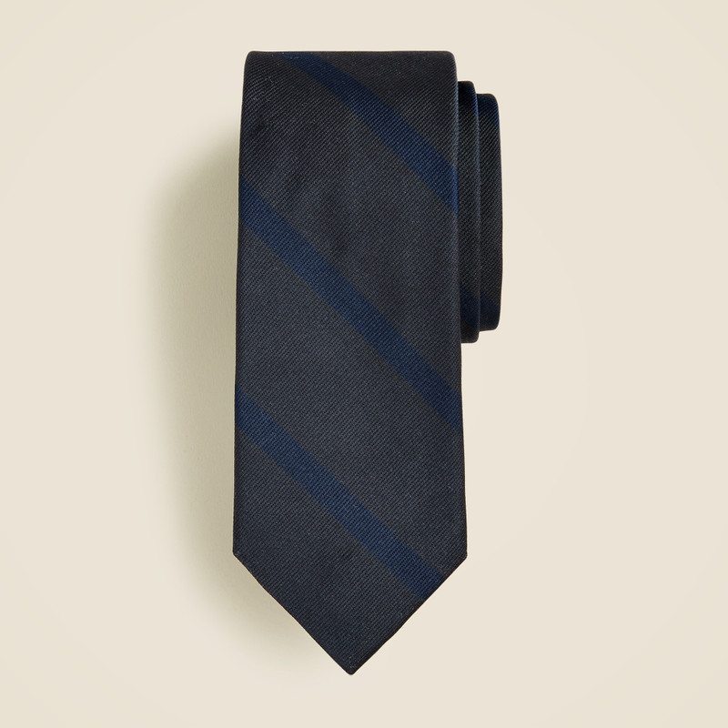English silk tie in diagonal stripe 1
