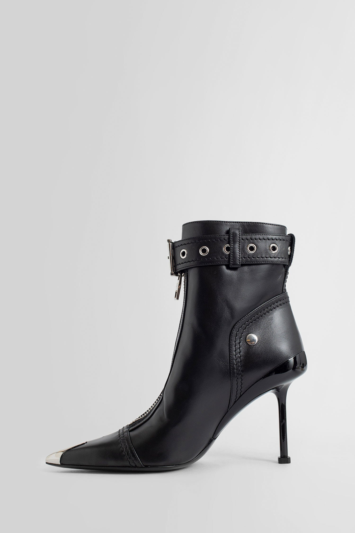 ALEXANDER MCQUEEN WOMAN BLACK BOOTS - 4