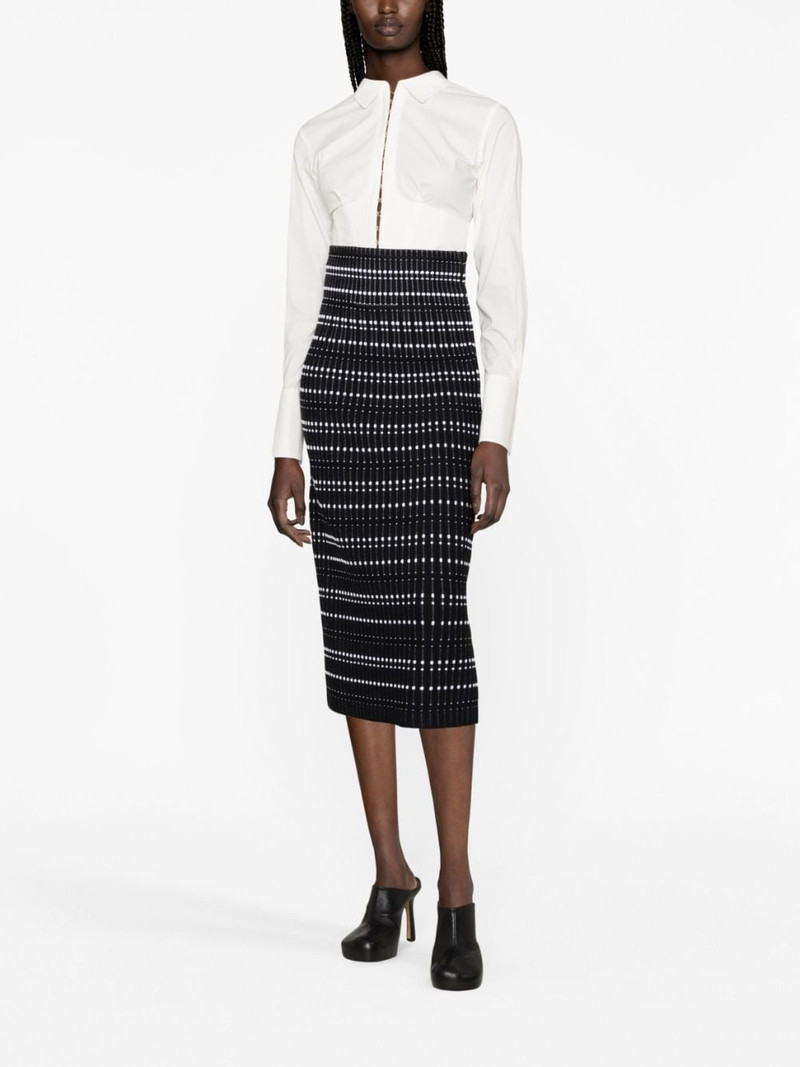 fitted midi skirt 3