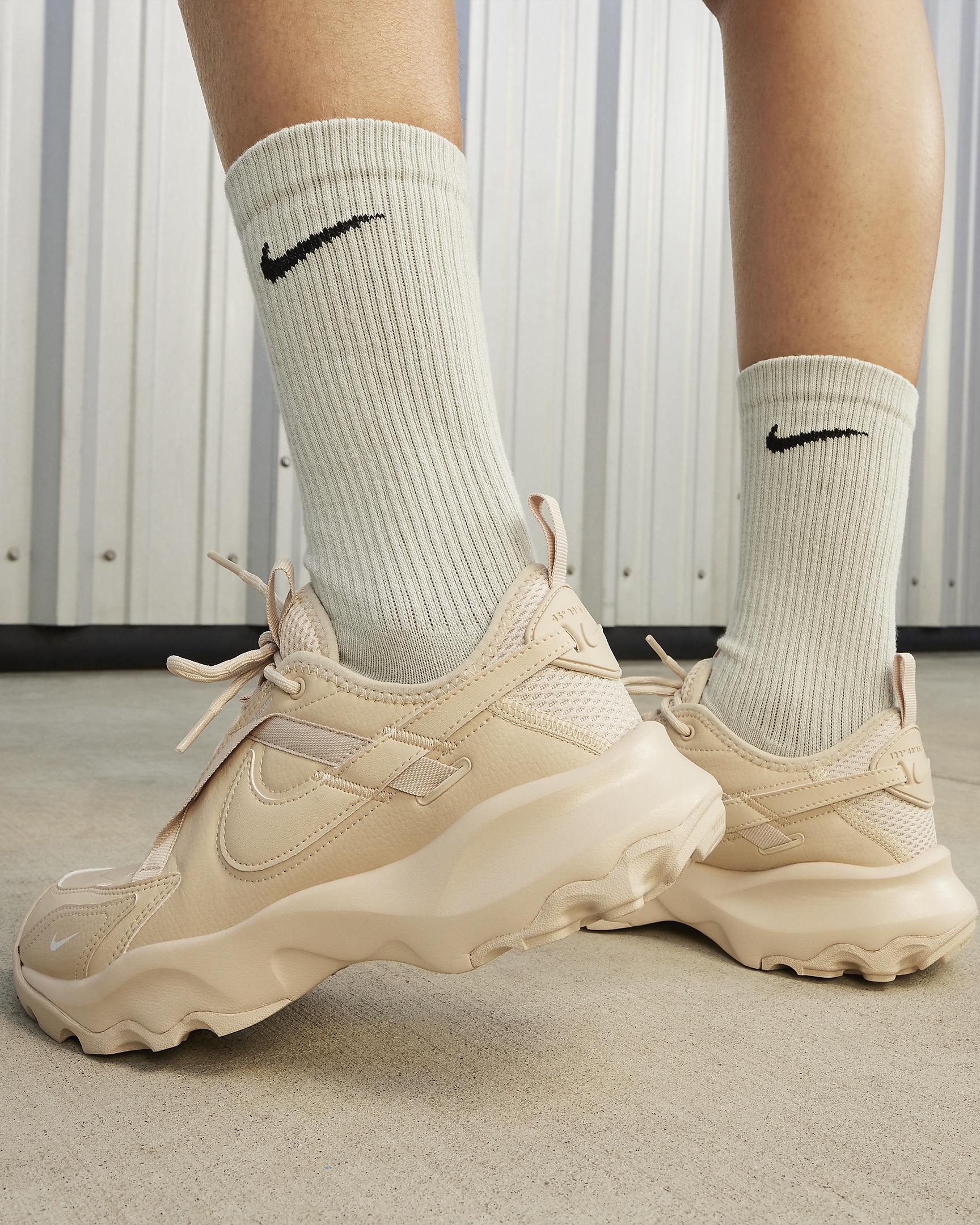 Nike Nike TC 7900 Women's Shoes | REVERSIBLE