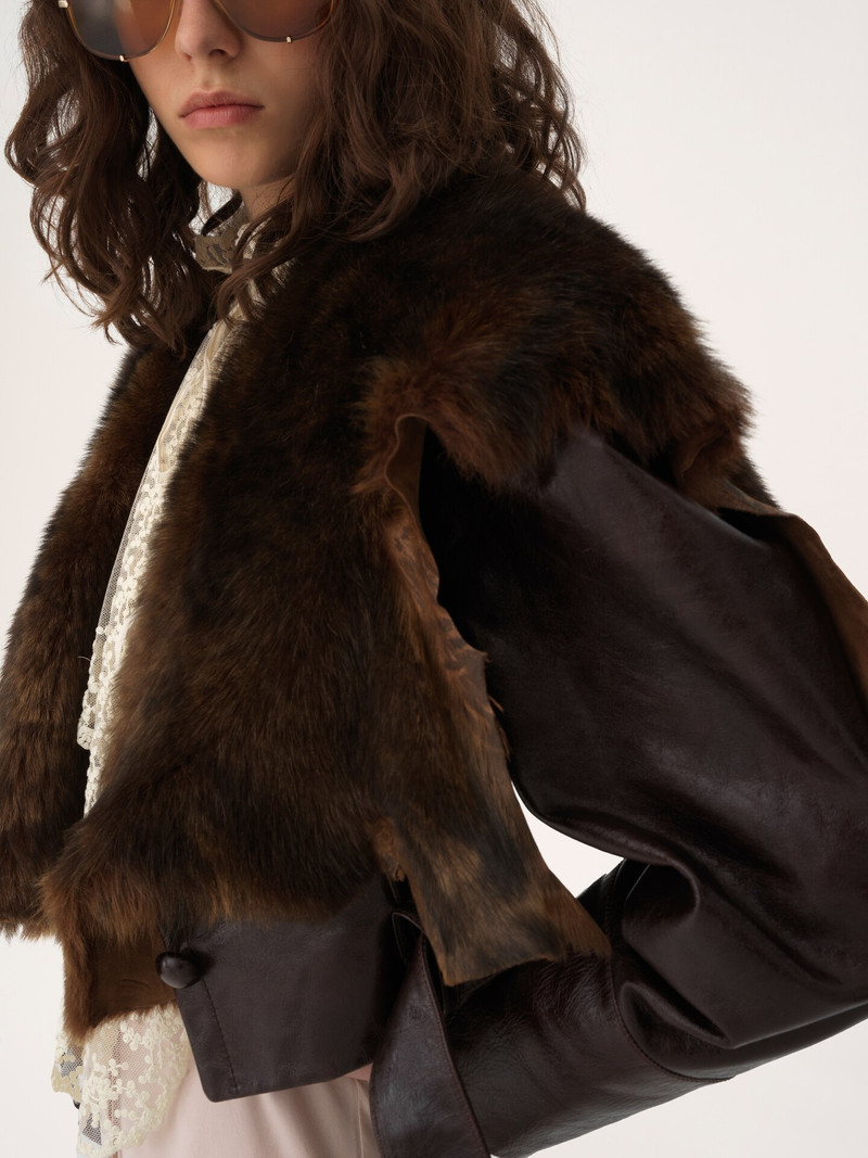 CROPPED FITTED JACKET IN LEATHER 6
