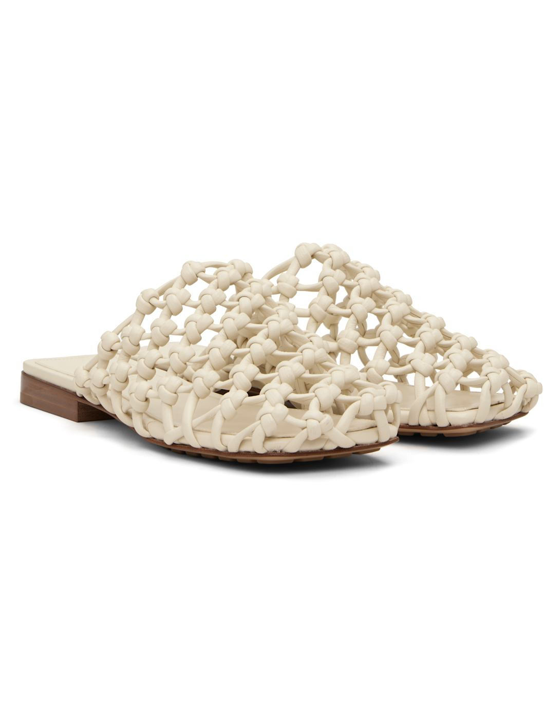 White Supple Lambskin Flat Sandals - 4
