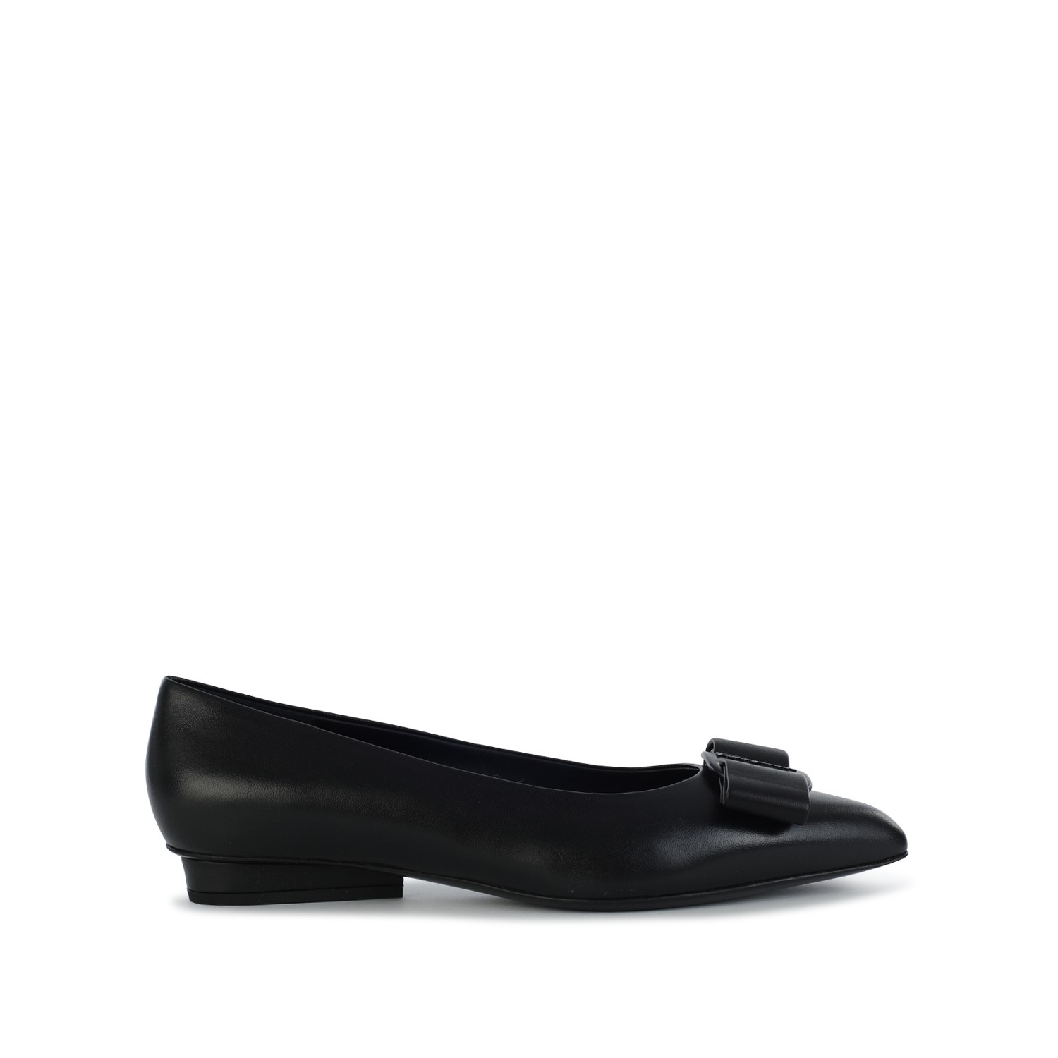 Cole haan bow skimmer hot sale flat