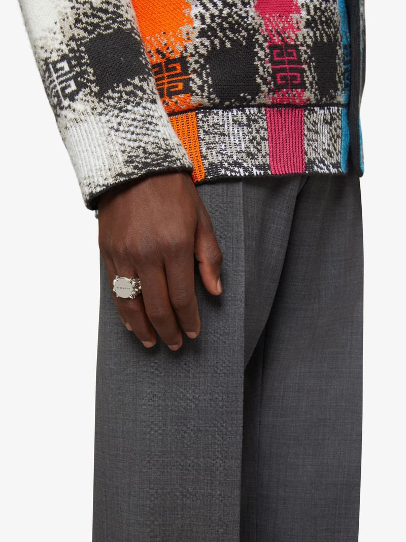 G SKULL RING IN METAL AND ENAMEL 3