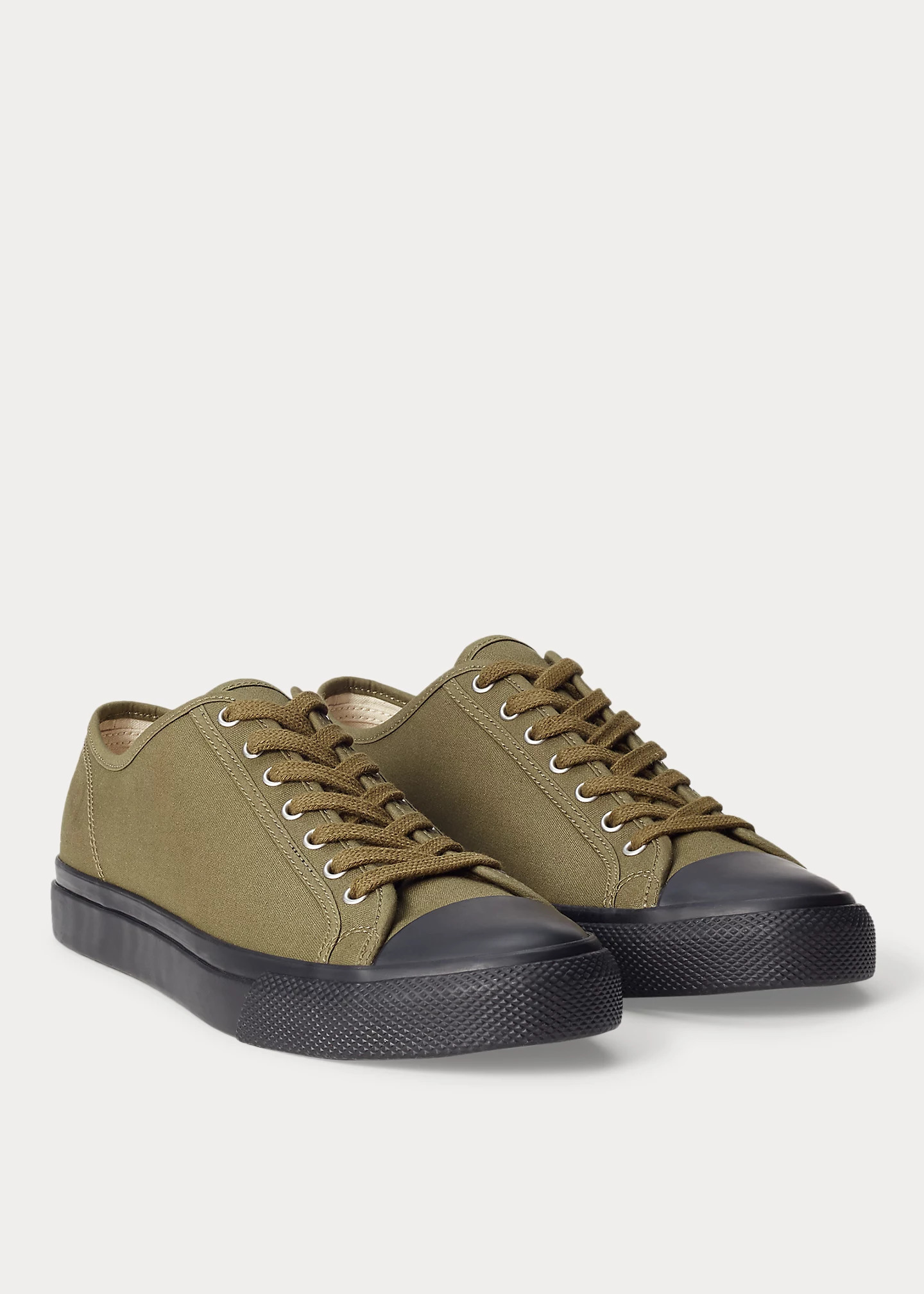 Canvas Sneaker - 2