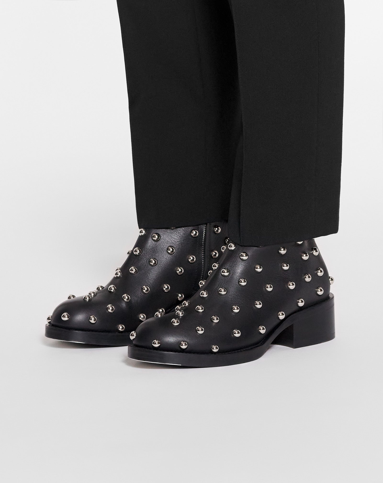 MEDLEY STUDDED LEATHER ANKLE BOOTS - 6