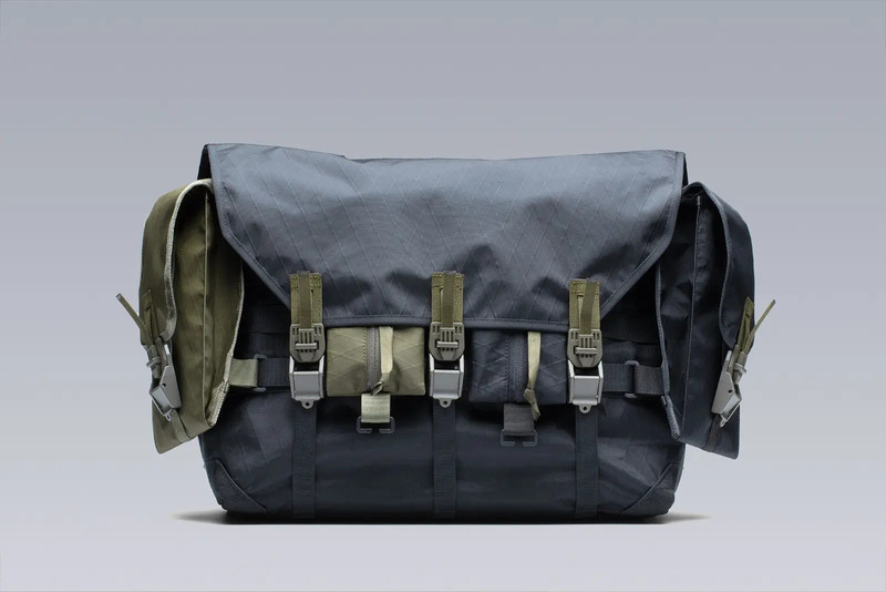 3A-5TS Tec Sys Messenger Einsatztasche Black 18