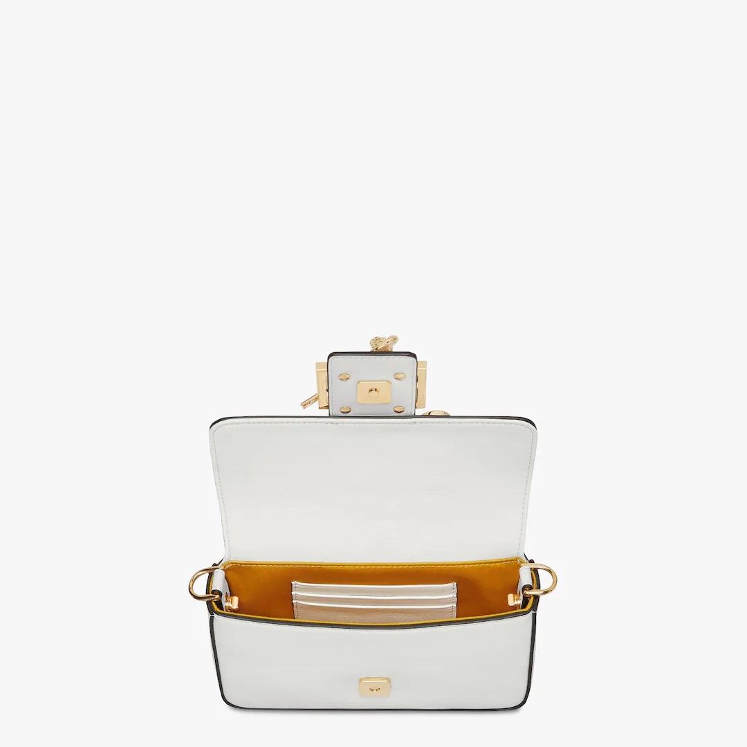 Fendace White leather  bag - 4
