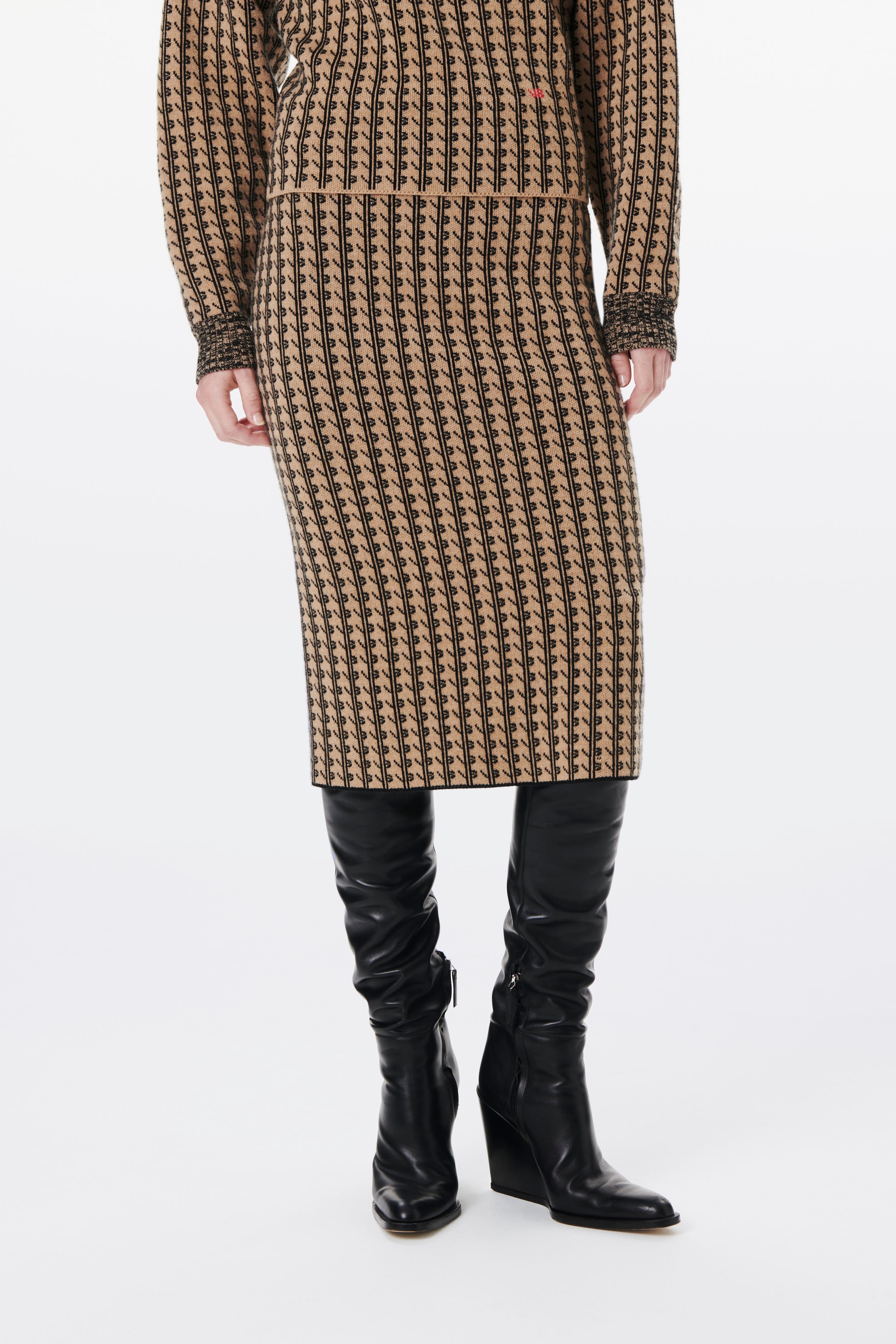 Knitted Monogram Pencil Skirt in Beige-Black - 3