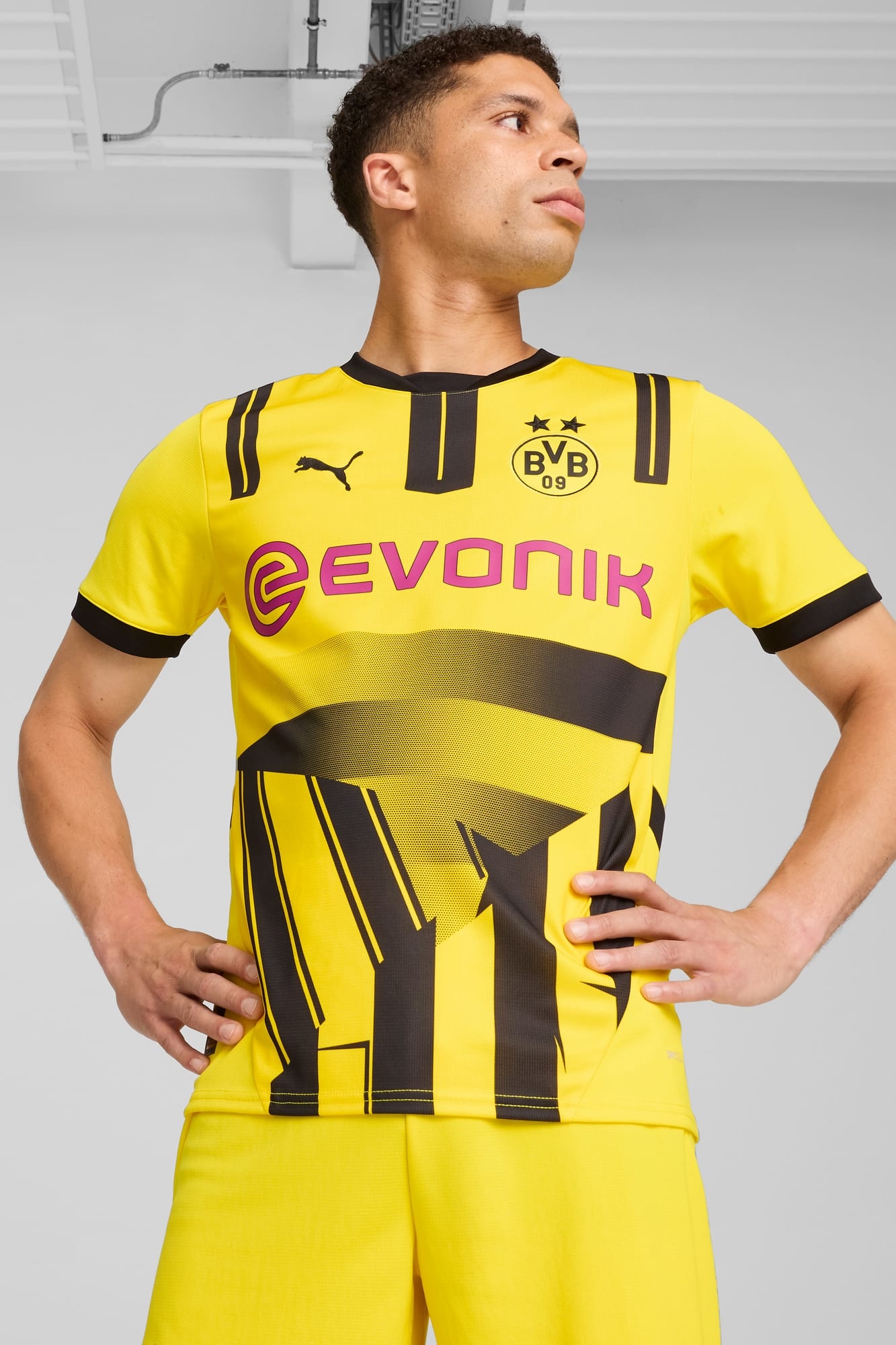 Borussia Dortmund 24/25 Cup Men's Replica Soccer Jersey - 3