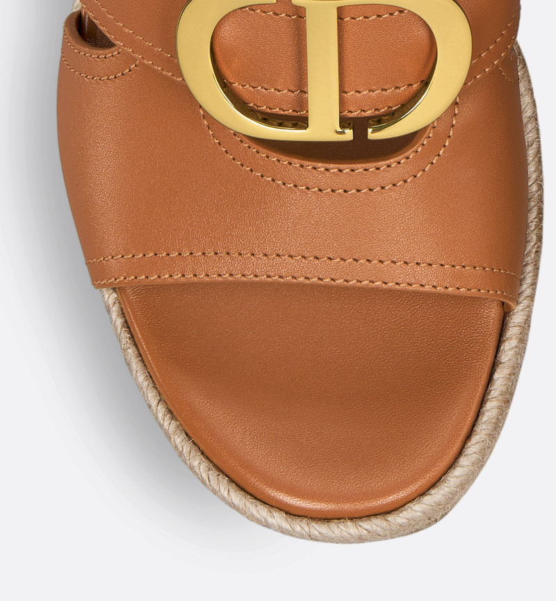 30 Montaigne Wedge Slide 6