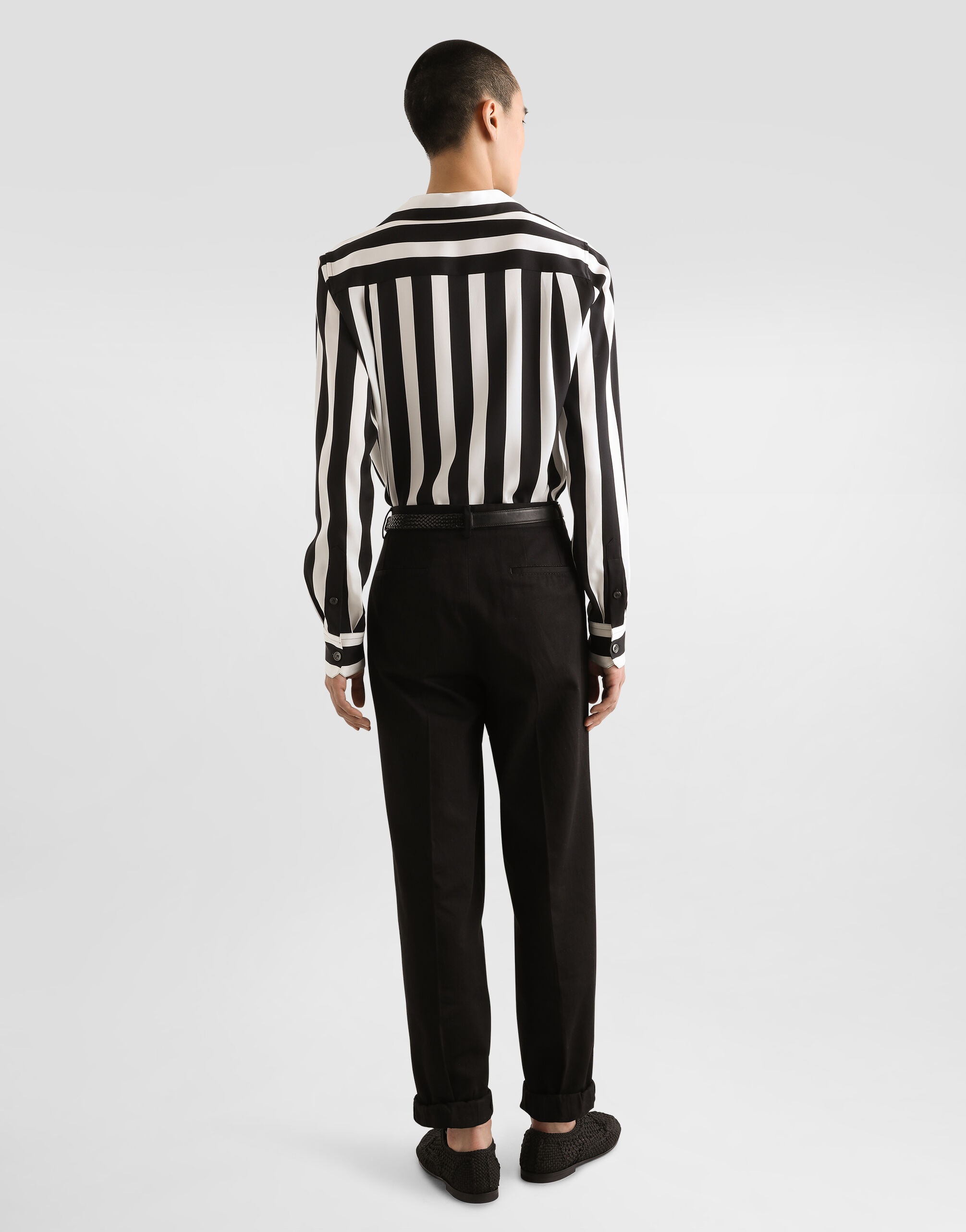 Long-sleeved V-neck shirt in silk charmeuse - 3