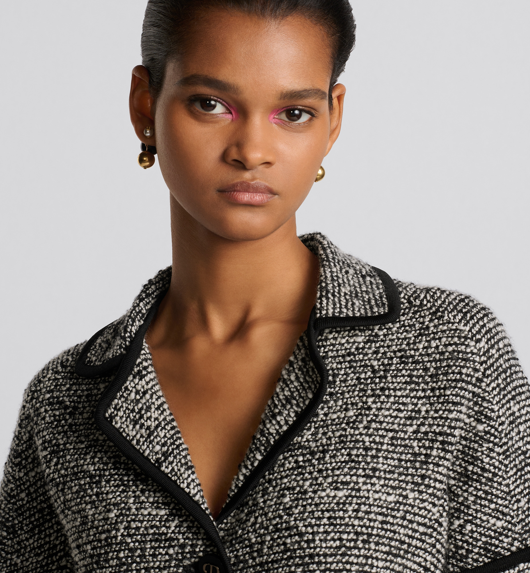 Short-Sleeved Belted Jacket - 3