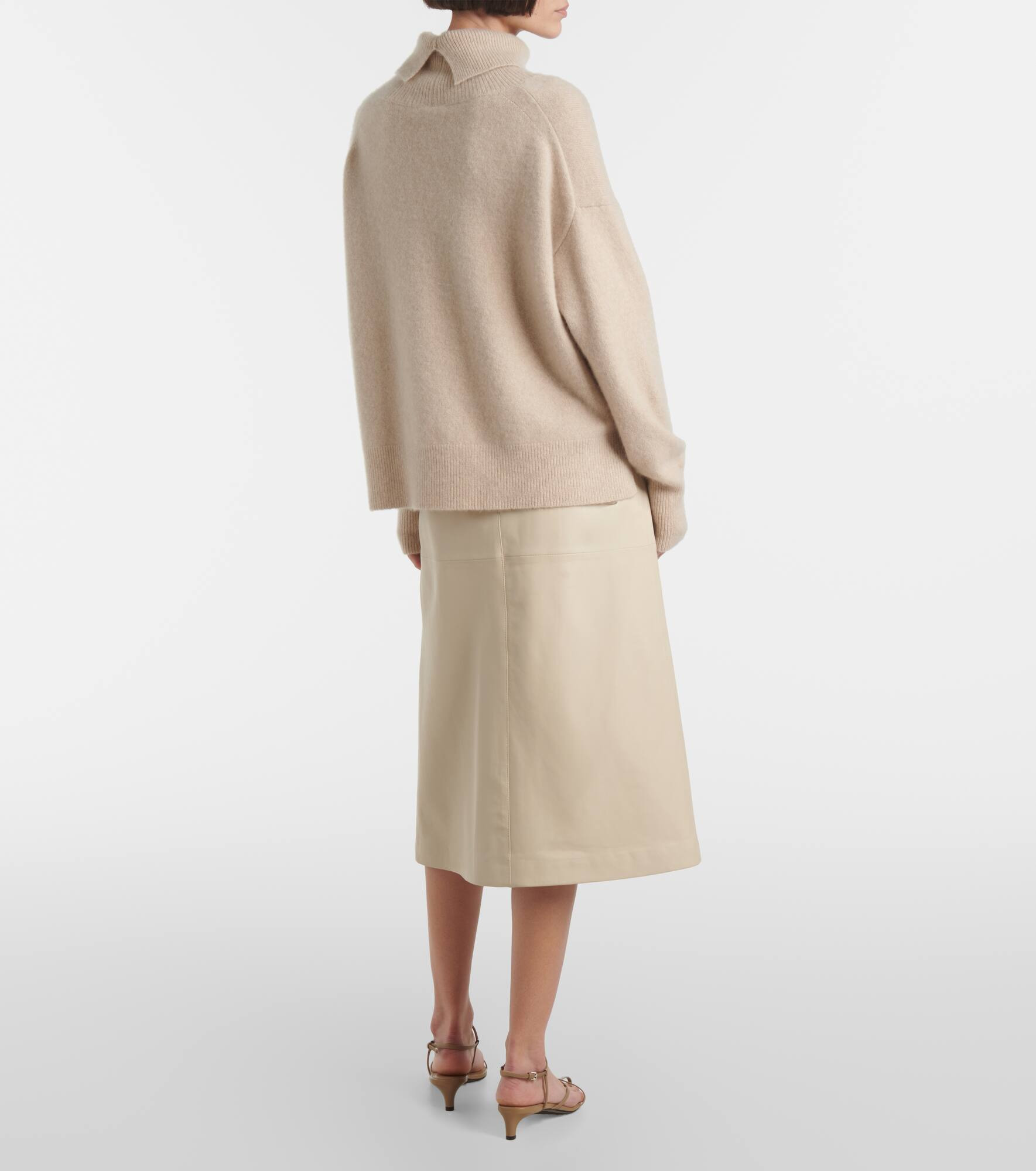 Cashmere turtleneck sweater - 3