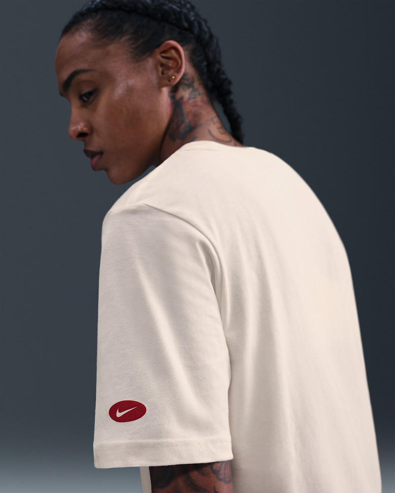 Nike Nike Sportswear Essentials Women's Loose T-Shirt outlook