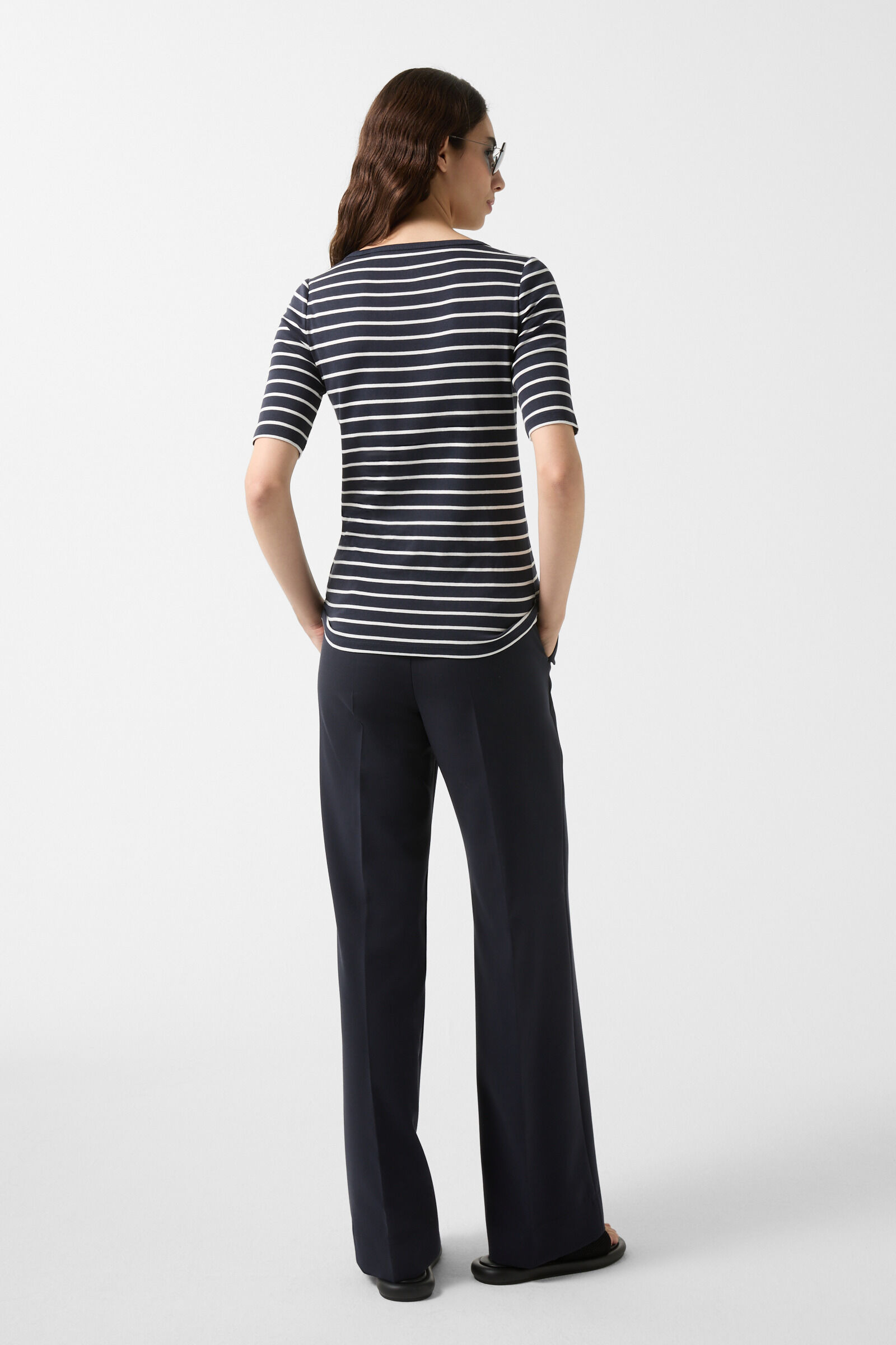 Louna T-shirt in Dark blue/White - 3