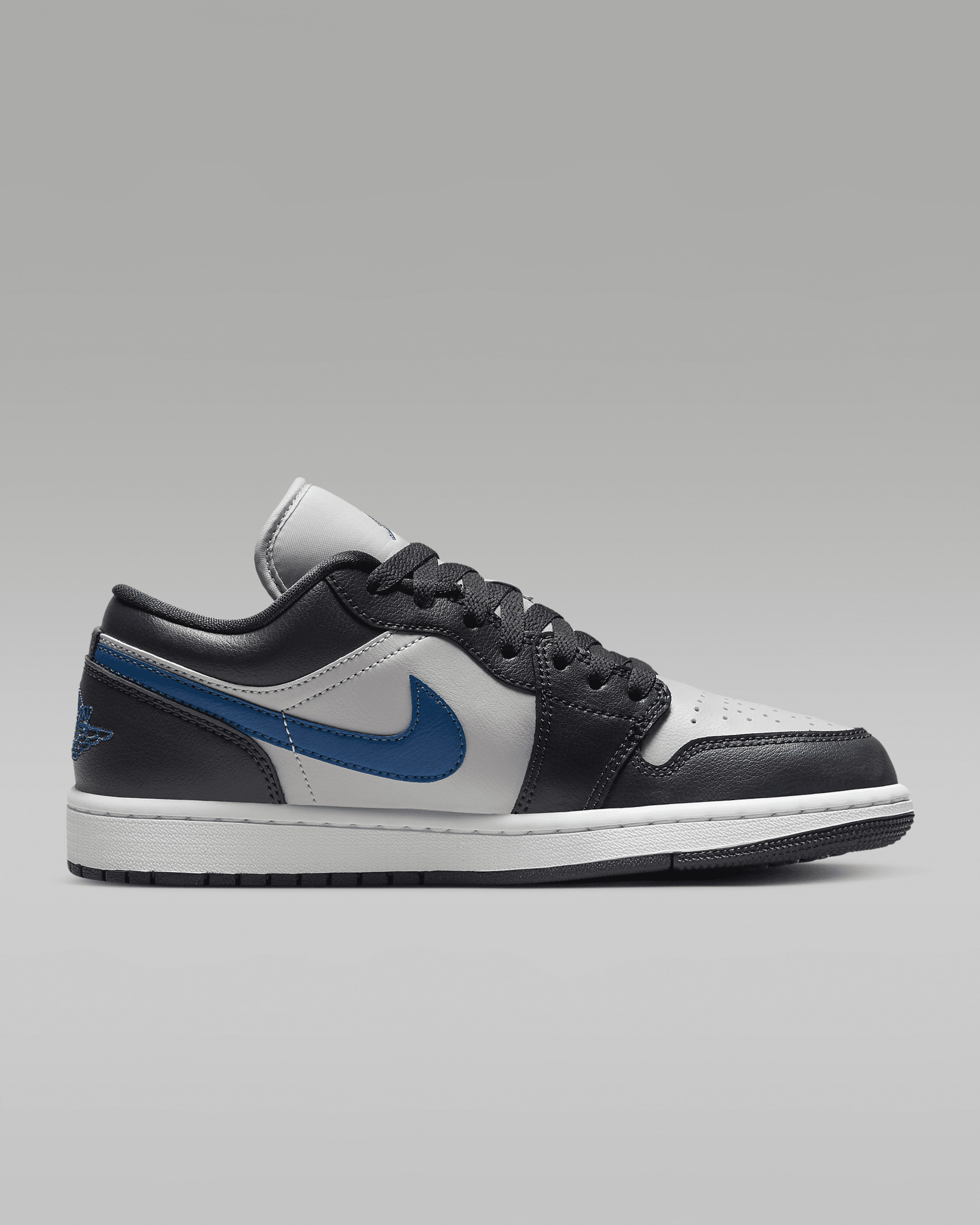 Air Jordan 1 Low Women's Shoes - 3