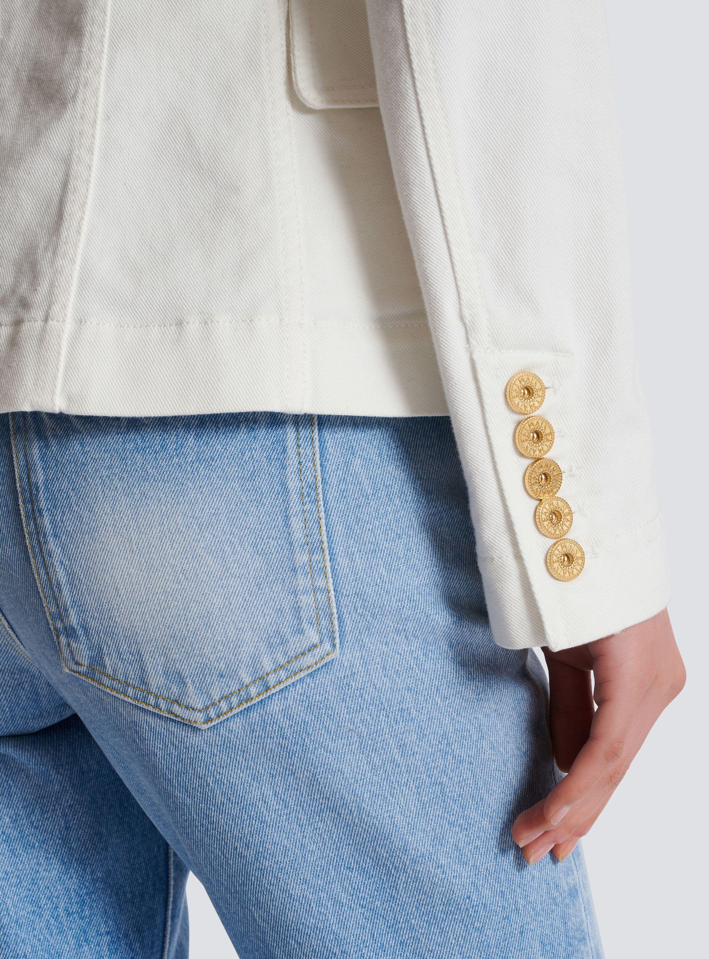 6-button denim jacket - 8