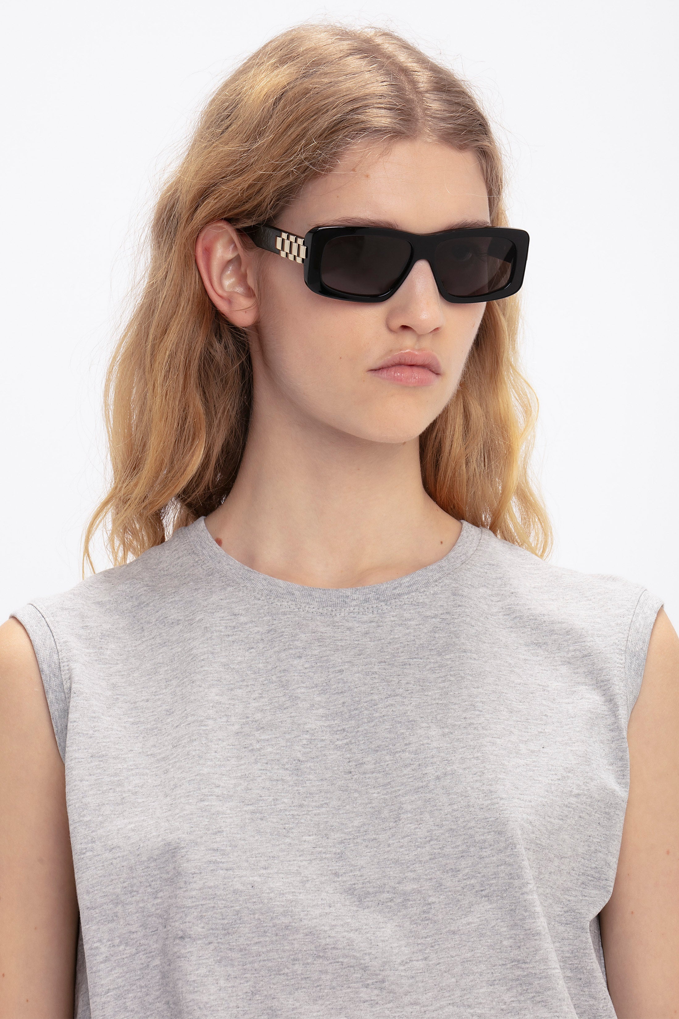 Chain Detail Rectangular Frame Sunglasses In Black - 7
