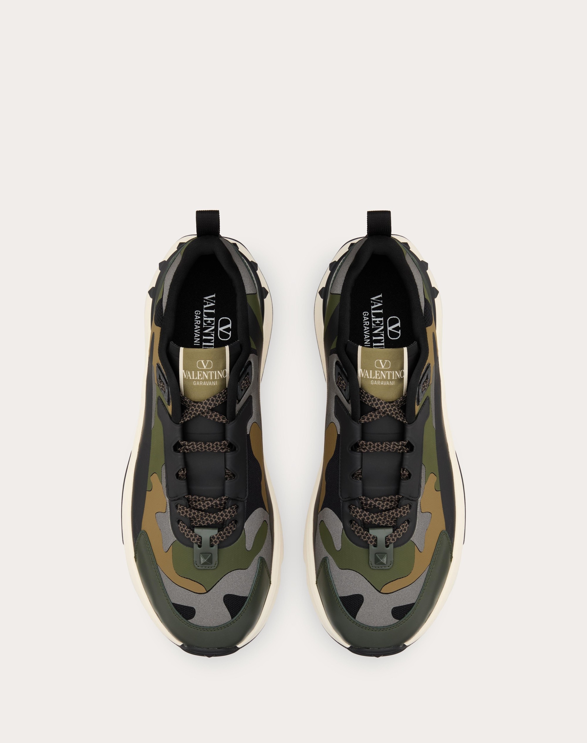LOW TOP TRUE ACT CAMOUFLAGE SNEAKER IN RUBBERIZED FABRIC - 4