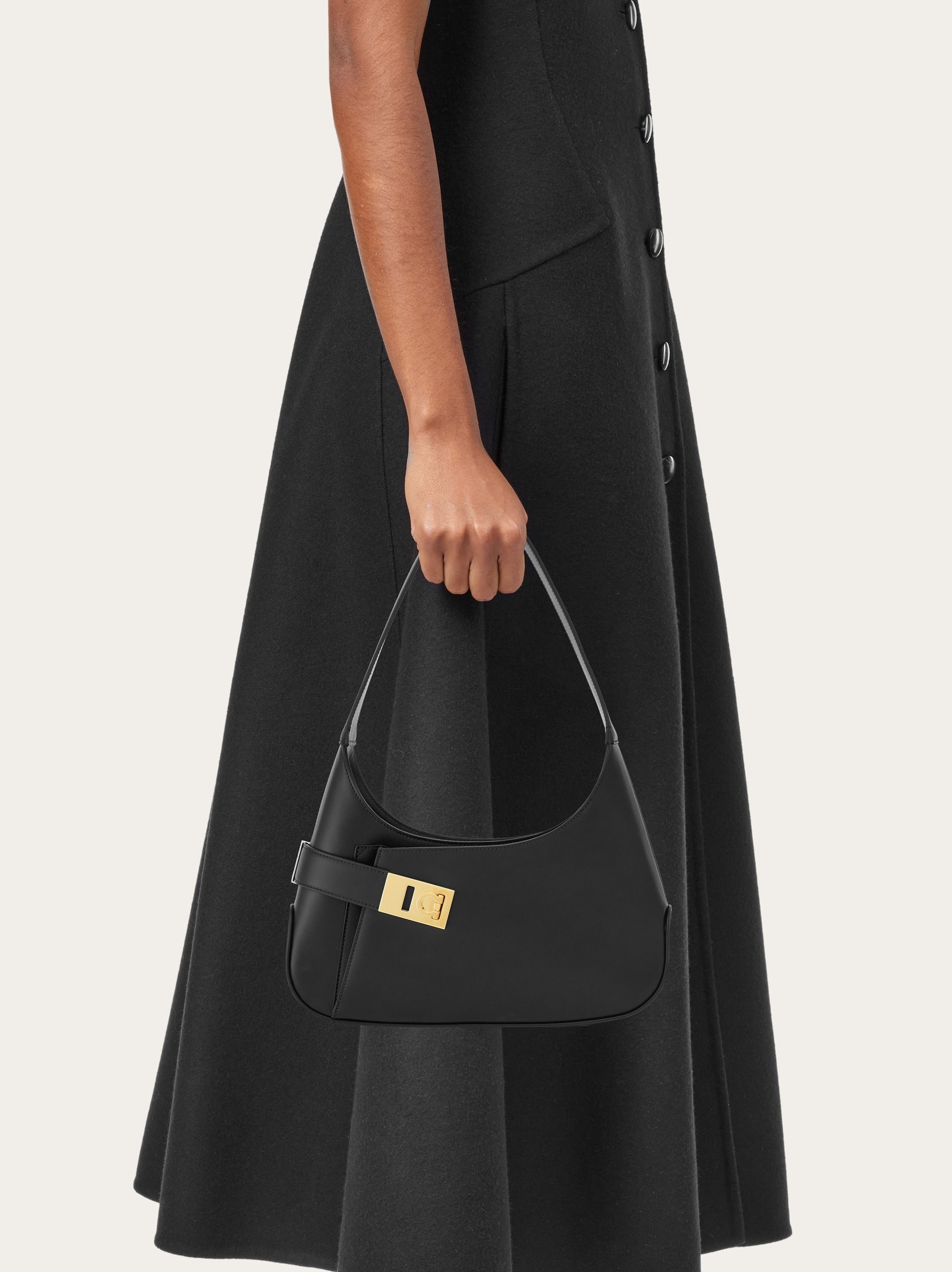 Hobo shoulder bag (M) - 2