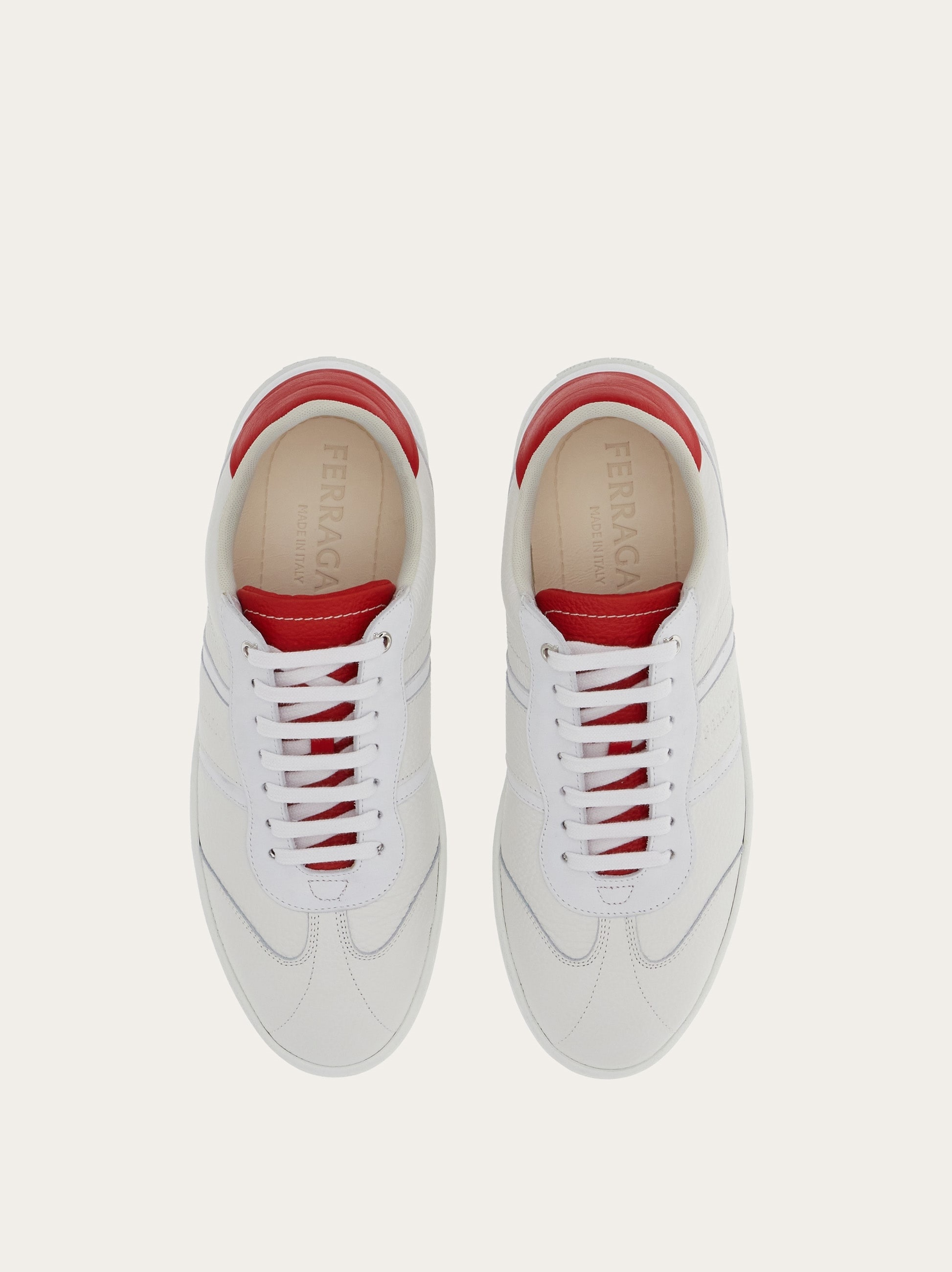 Low top sneaker with signature - 2