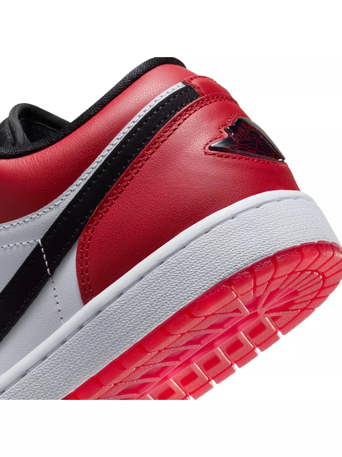 1 Low SE "White/Black/Varsity Red" Men's Shoe - 10