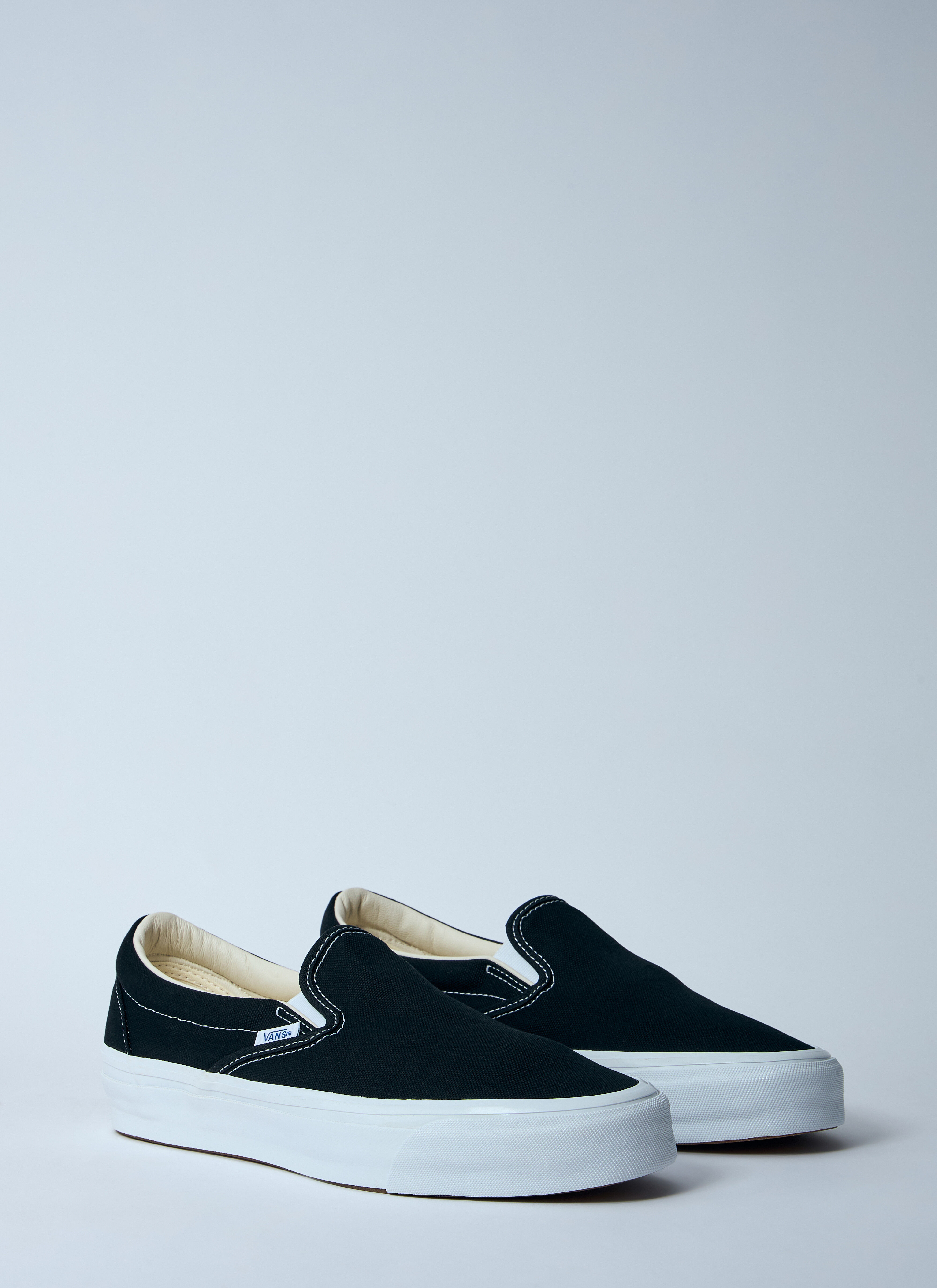 LX Slip-On Reissue 98 Sneakers - 6