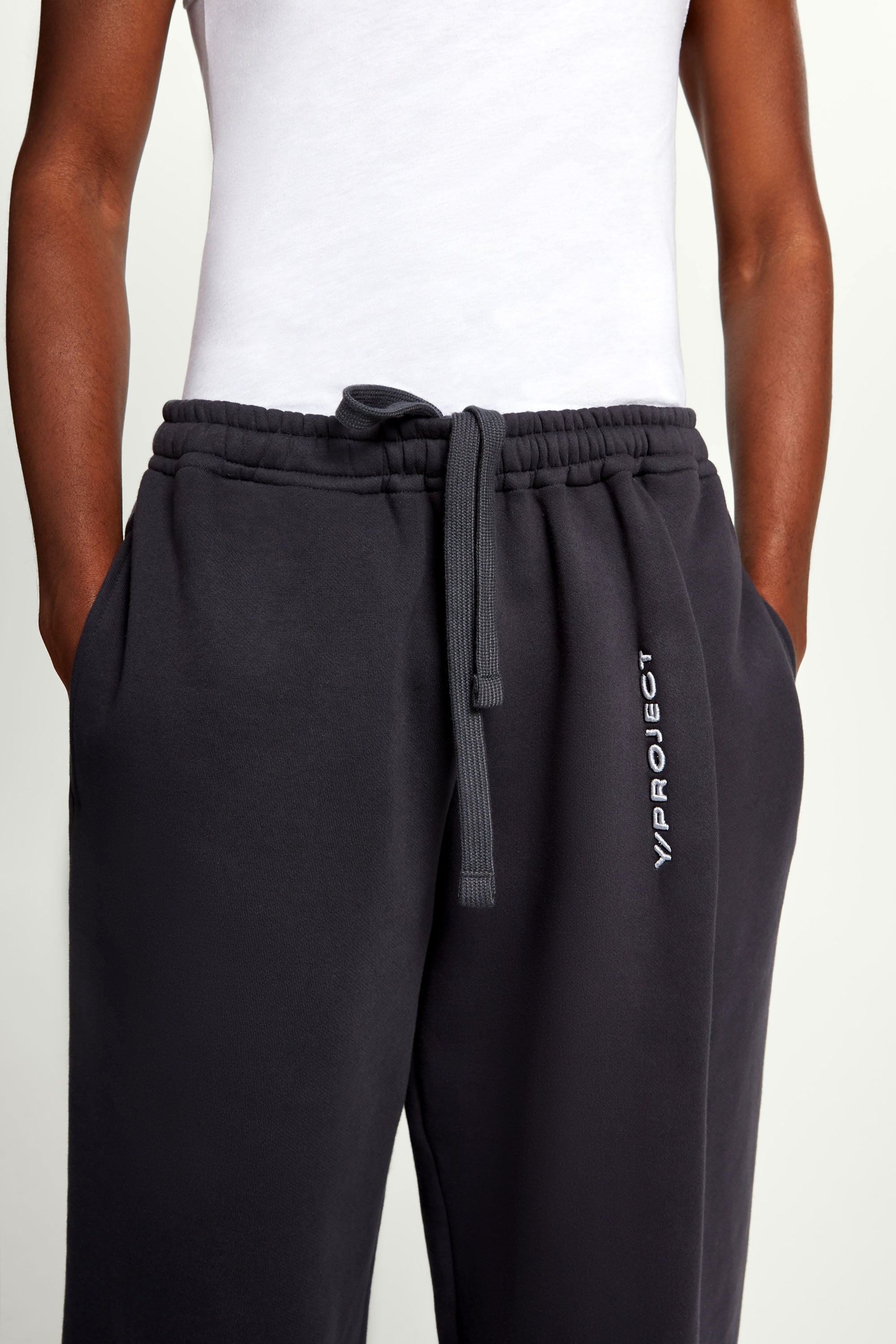 Pinched Logo Sweatpants - 3