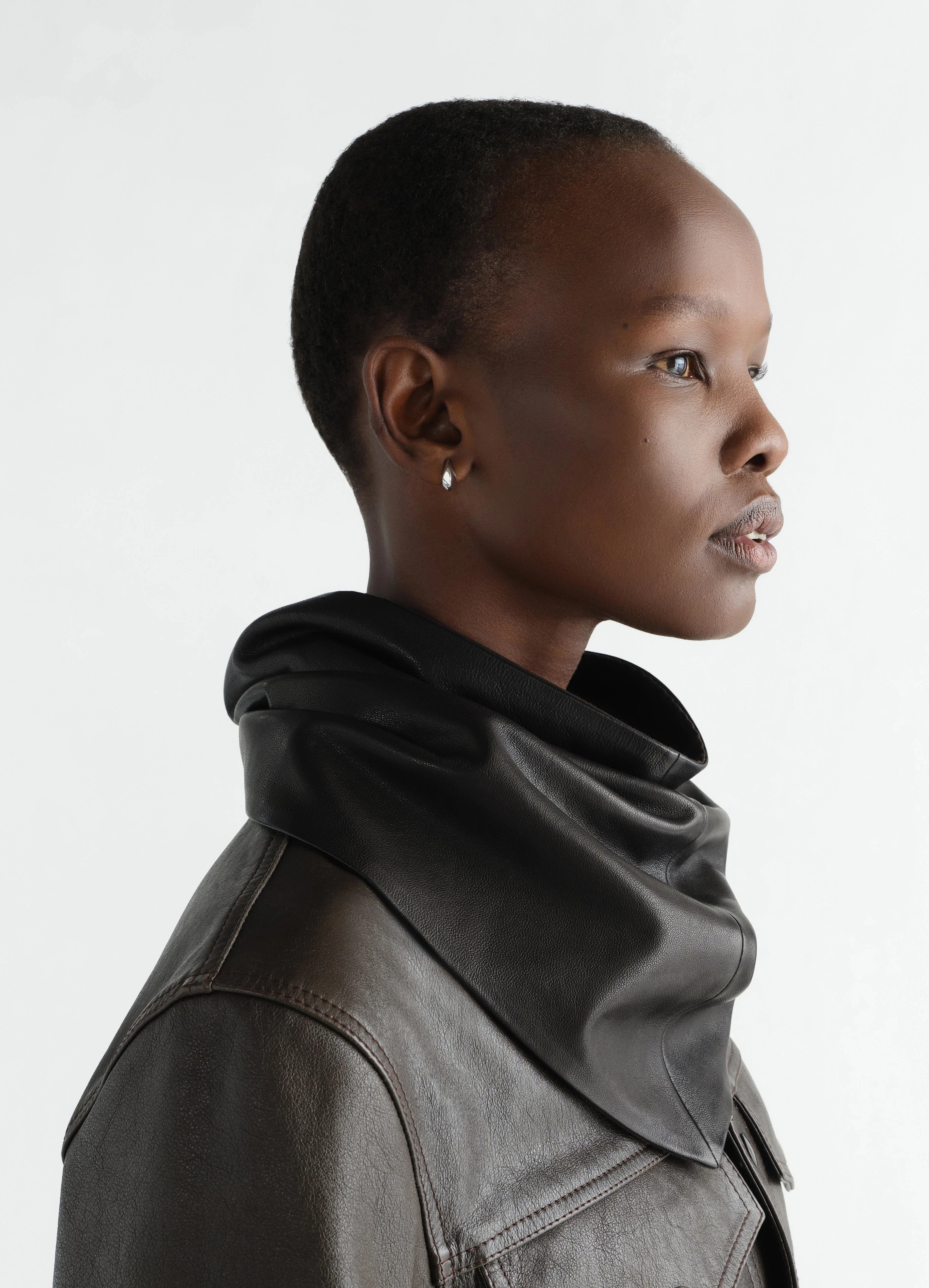 LARGE LEATHER TRIANGLE SCARF IN SOFT NAPPA LAMB - 1