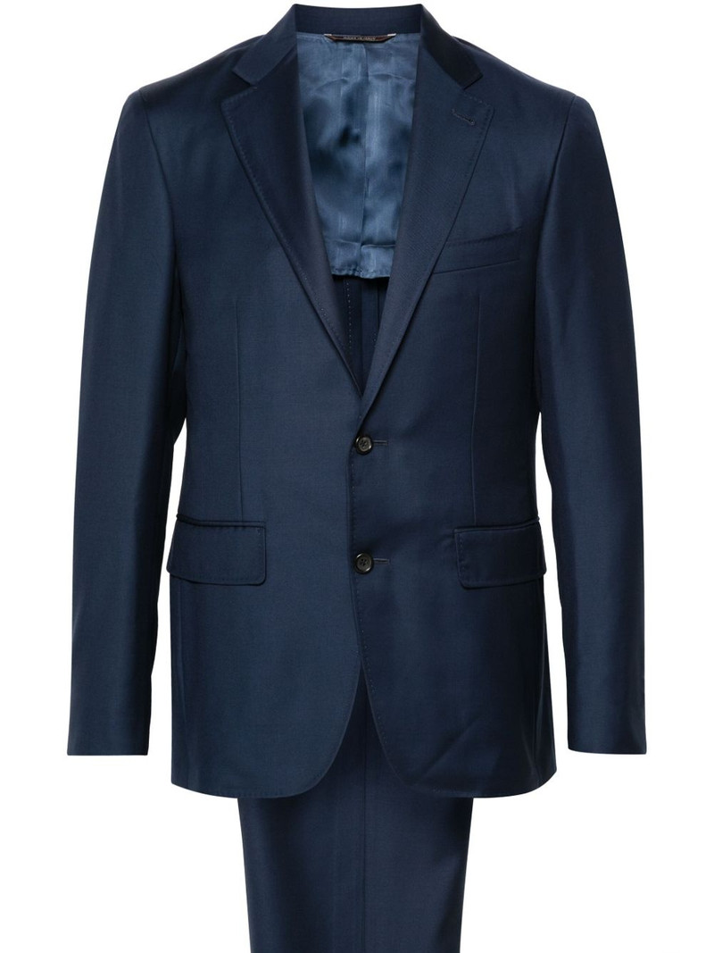 single-breasted suit 1