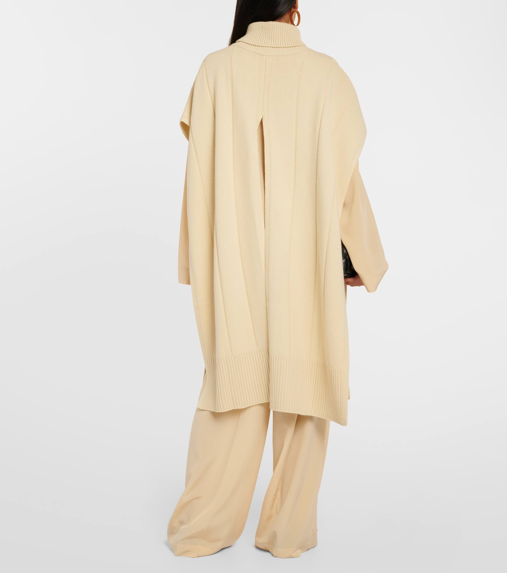 Wool poncho - 3