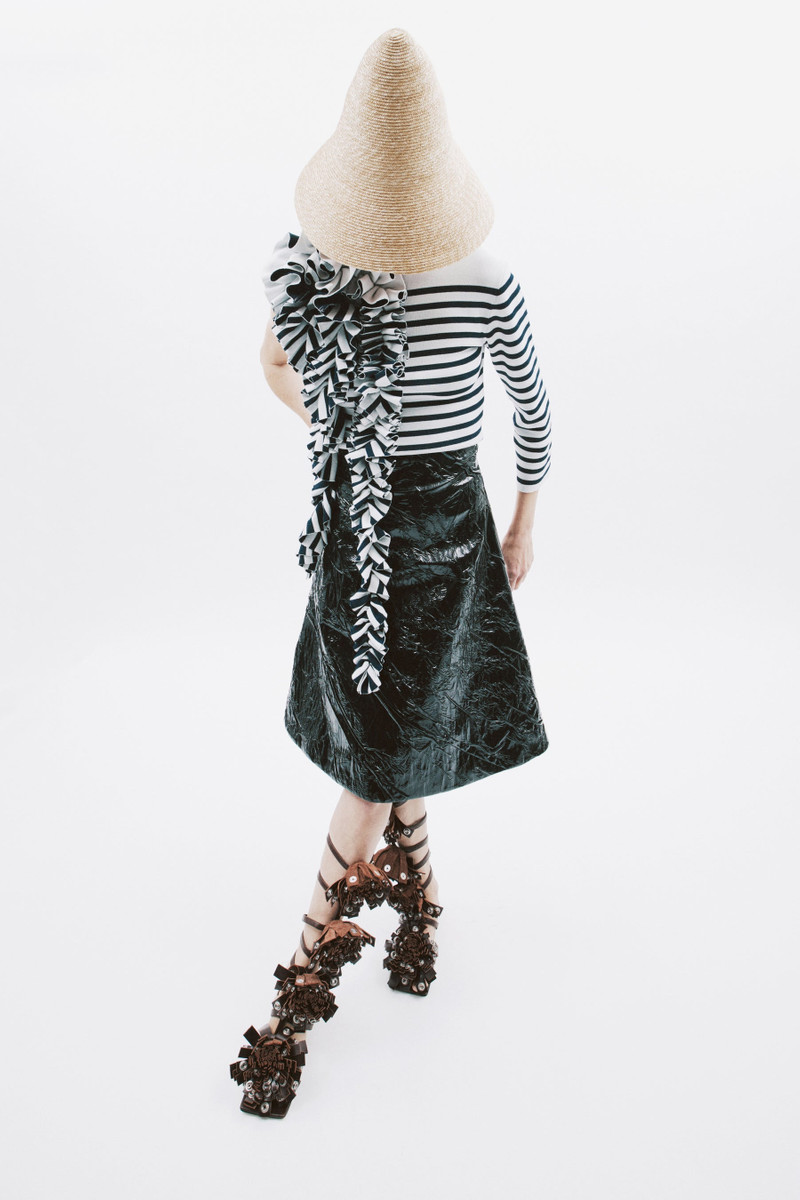 KNITTED FITTED TOP WITH RUFFLE WHITE NAVY STRIPED 2