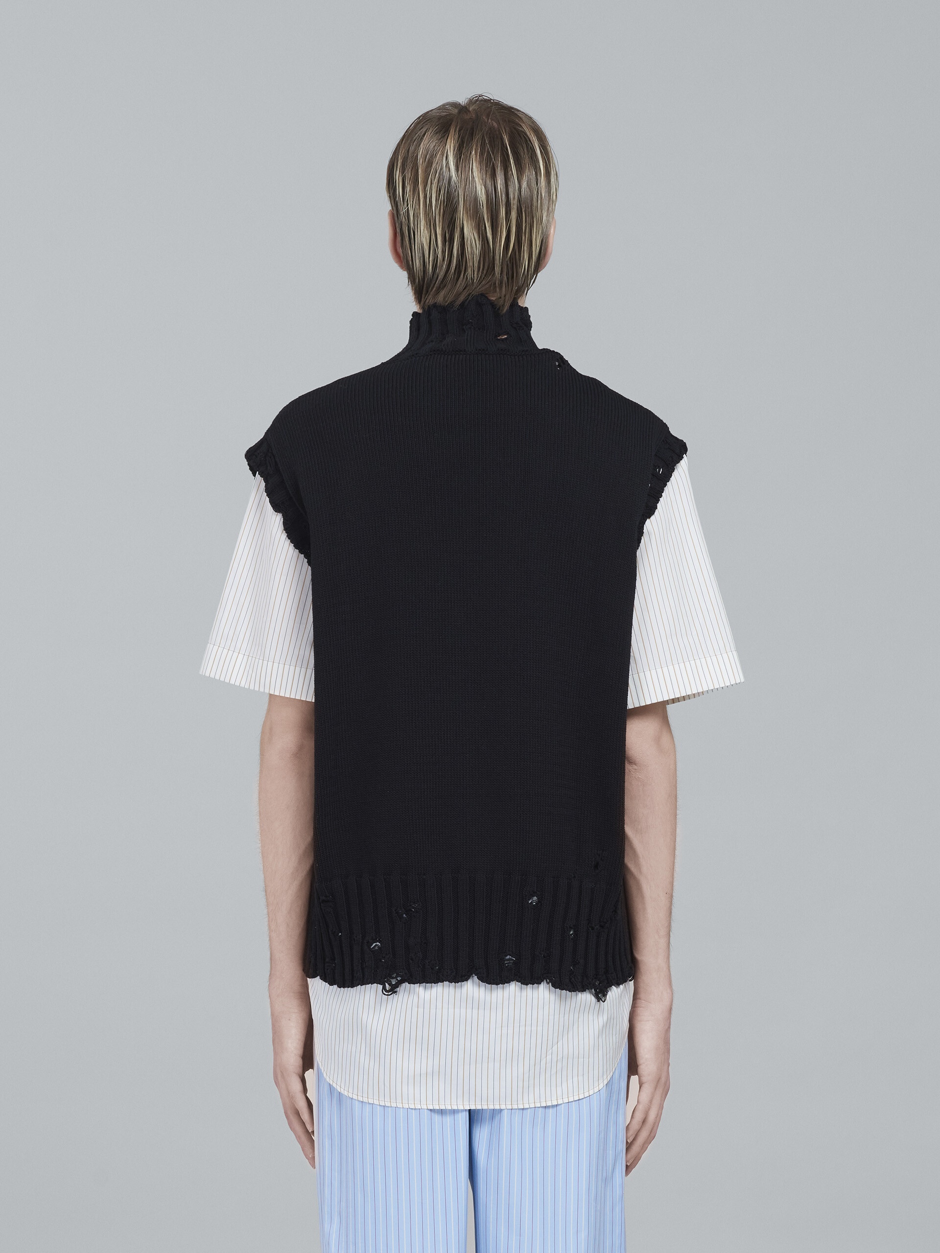 BLACK COTTON VEST - 3