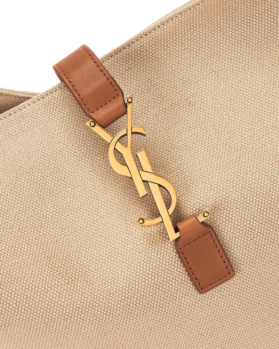 Le 5 A 7 Hobo Bag - 6
