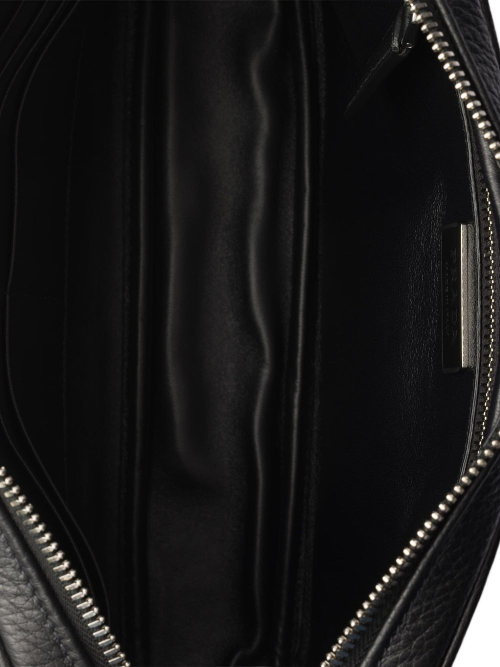 leather triangle logo clutch - 4